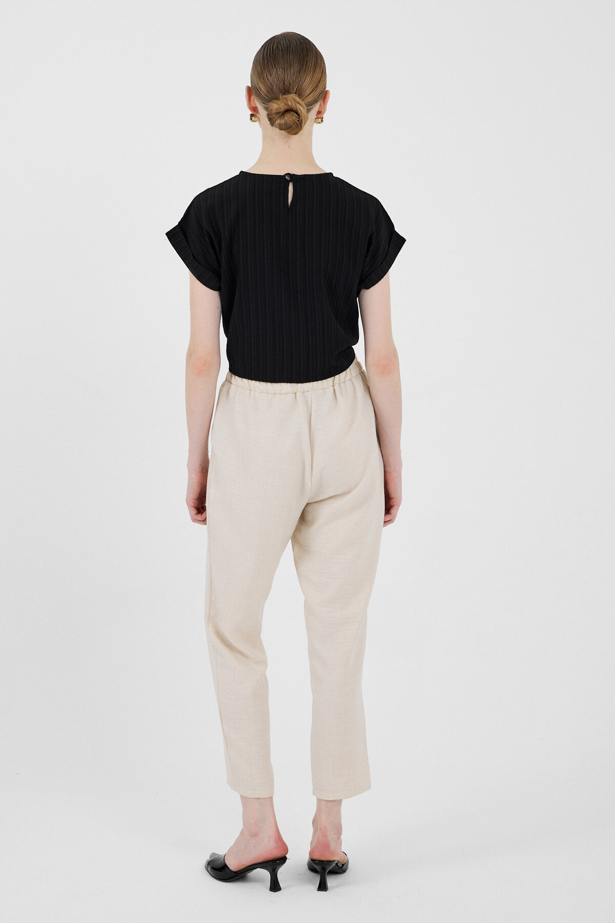 Siyah Ön Bağlama Detaylı Bluz 8071A - 5