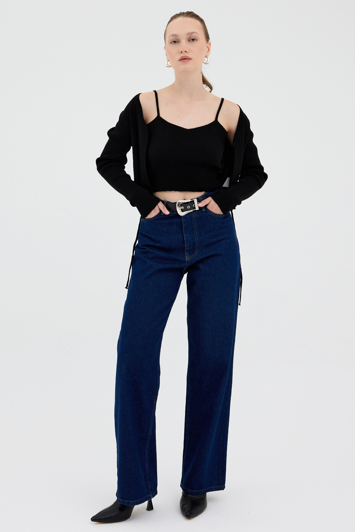 Siyah Ön Bağlamalı Triko Hırka ve Askılı Bluz Takımı 7360 - RAYS