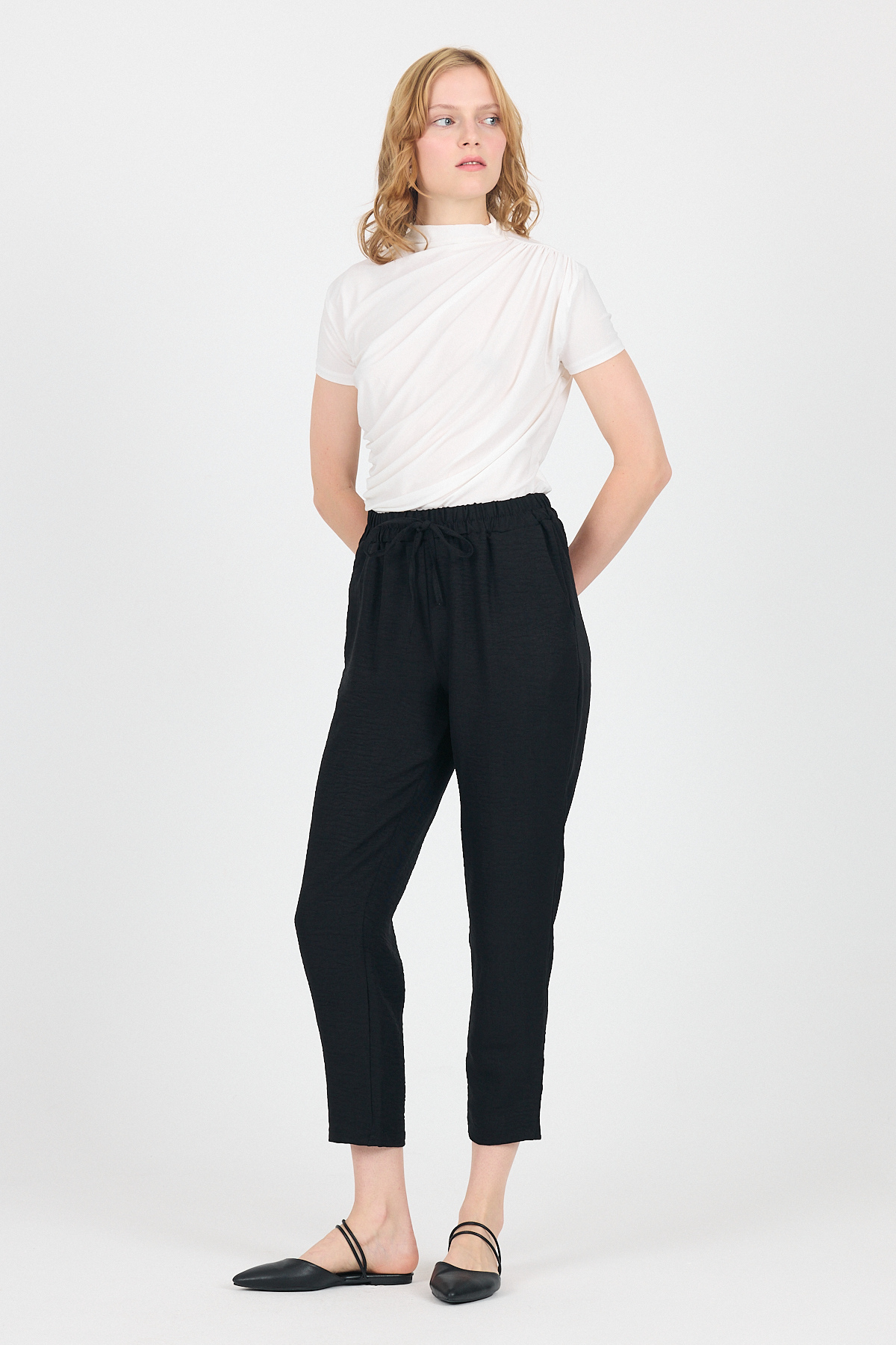 Siyah Pamuklu Bel Lastikli Düz Paça Düz Paça Pantolon 4800 - 6