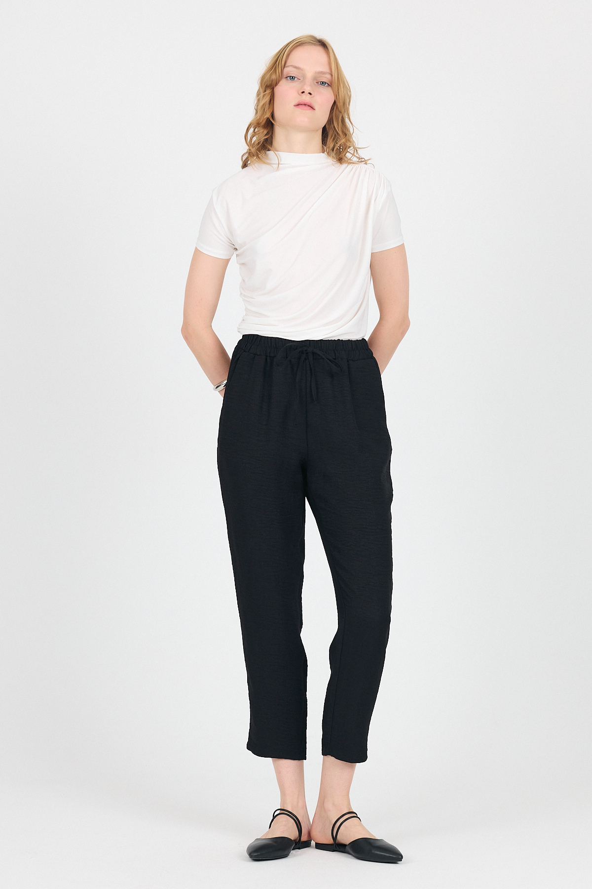 Siyah Pamuklu Bel Lastikli Düz Paça Düz Paça Pantolon 4800 - 2