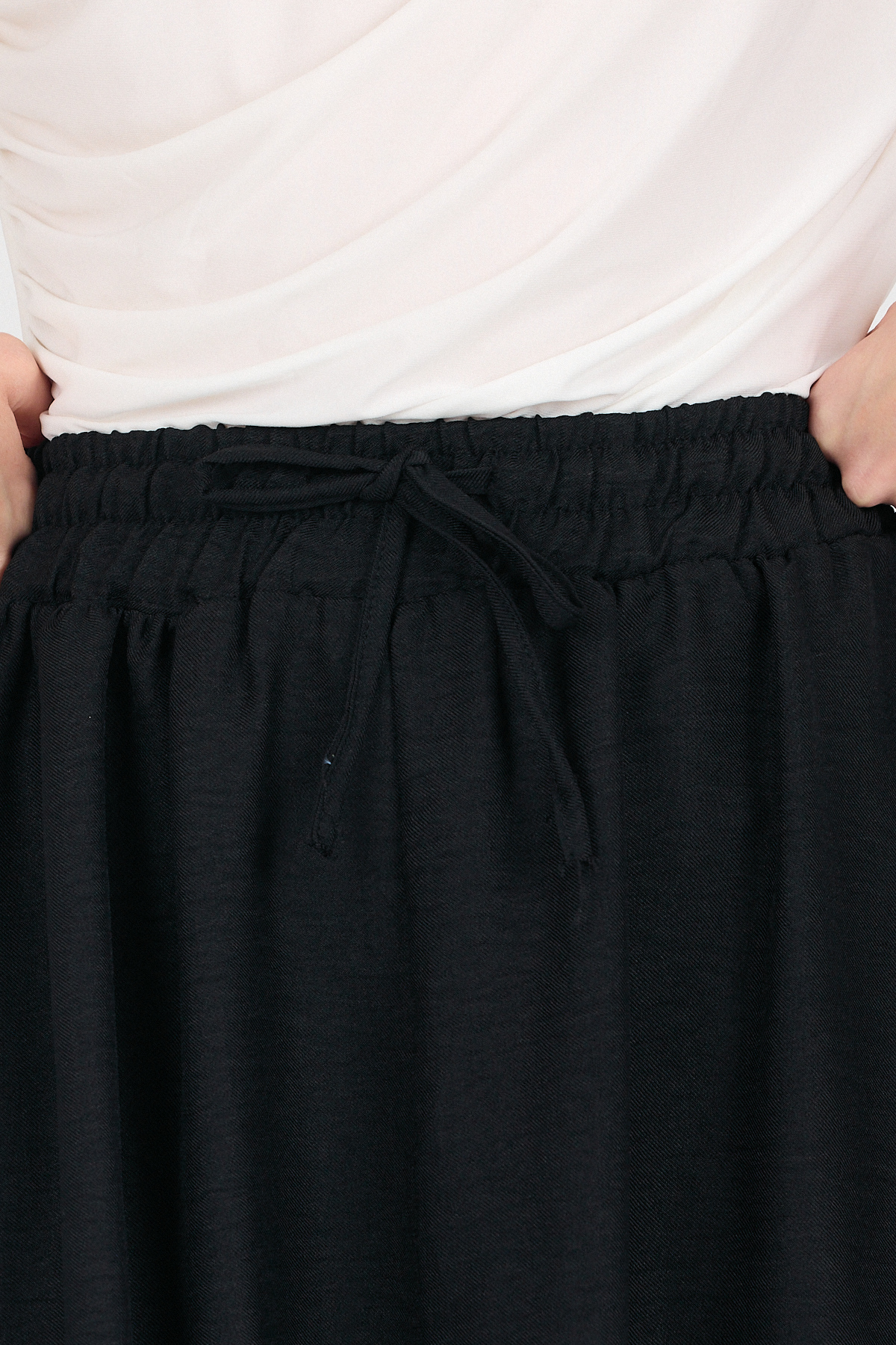 Siyah Pamuklu Çan Kesim Bağcıklı Uzun Etek 8024 - RAYS