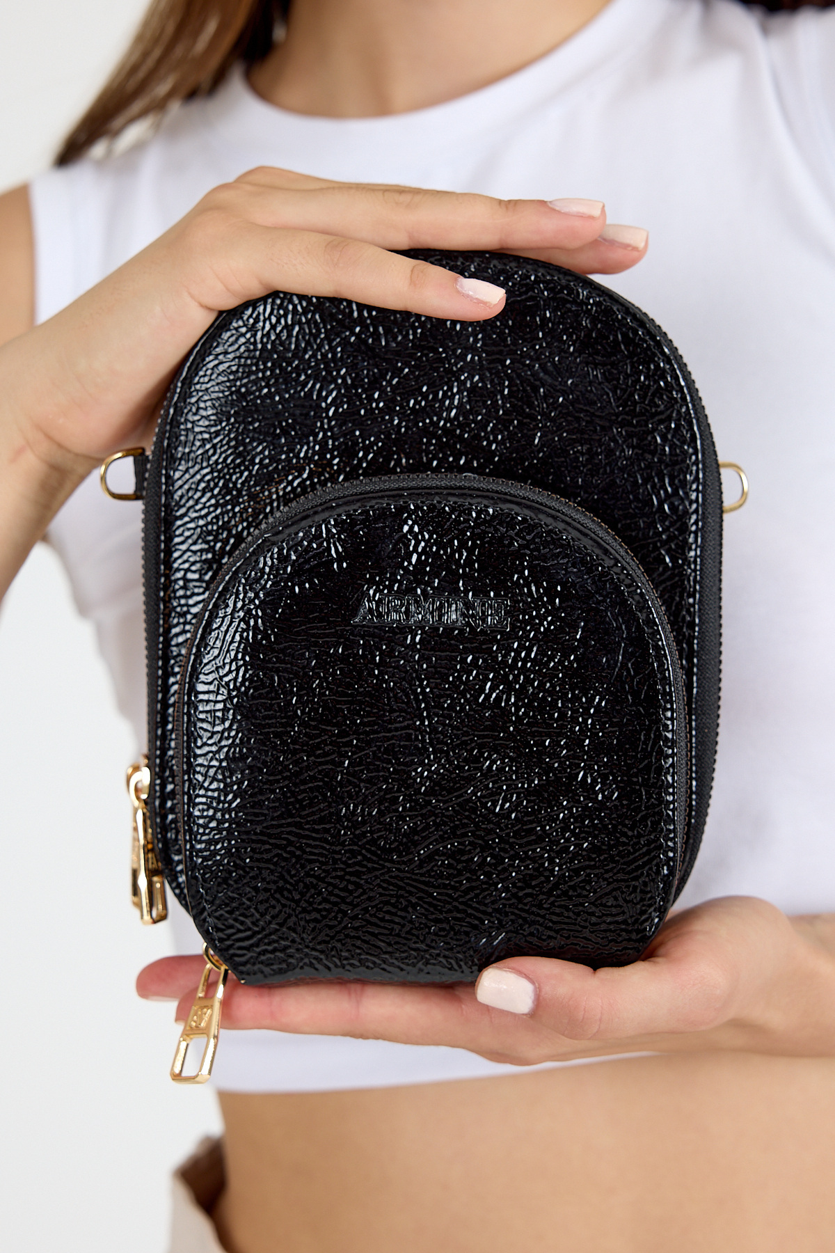 Siyah-Parlak Ön Cepli Mini Çarpraz Askılı Çanta 384 - RAYS