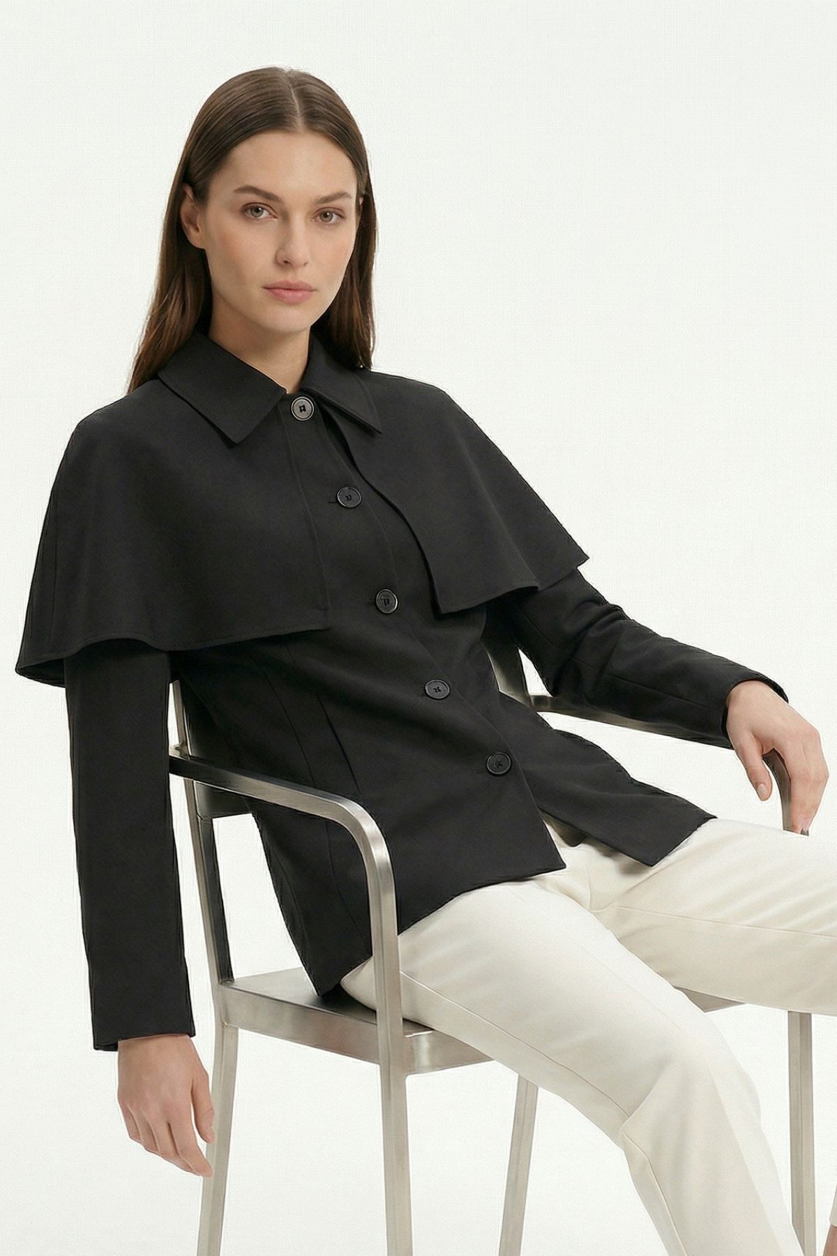 Siyah Pelerin Detay Düğmeli Ceket 7687 