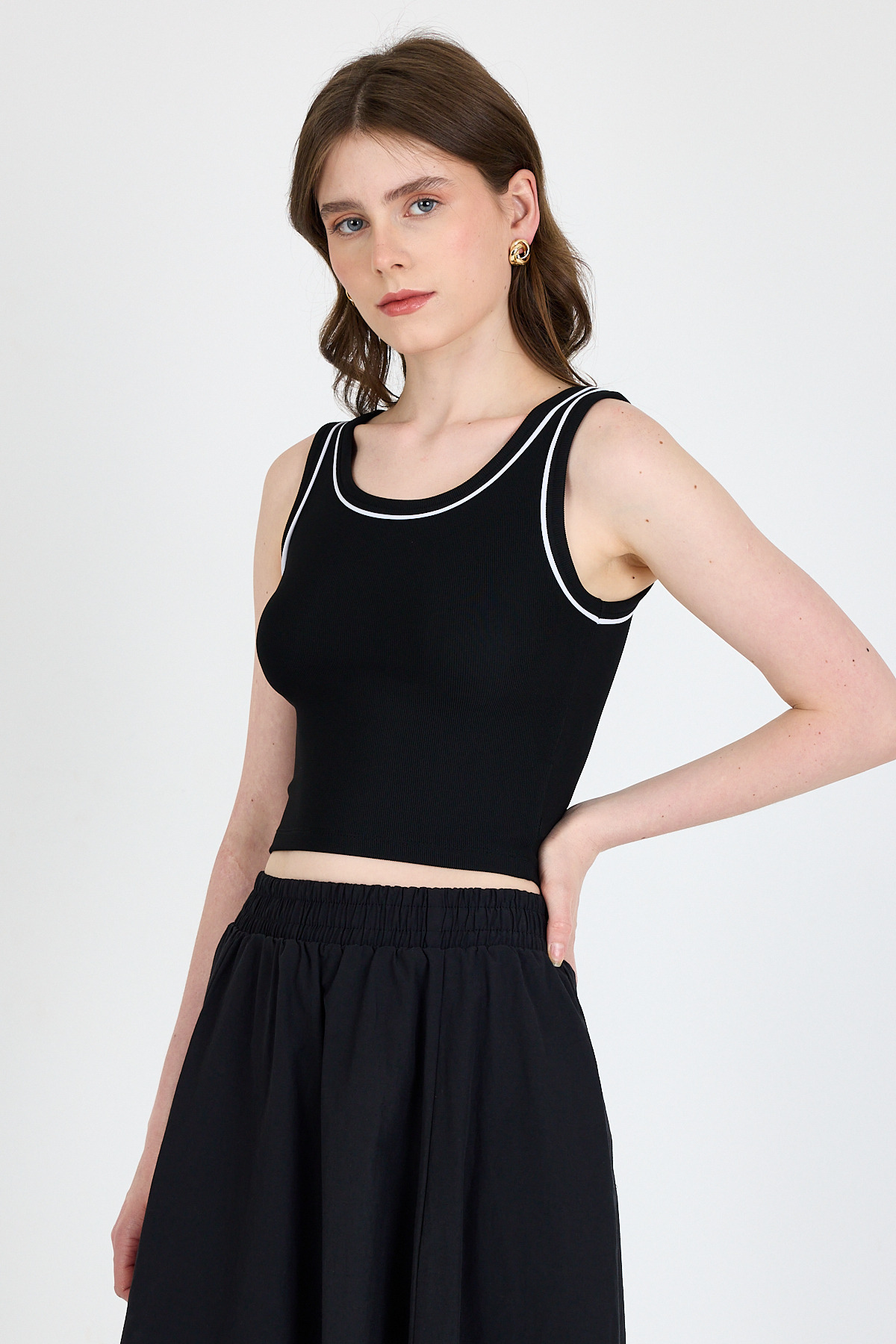 Siyah Şerit Detaylı Örme Crop Atlet 1049 