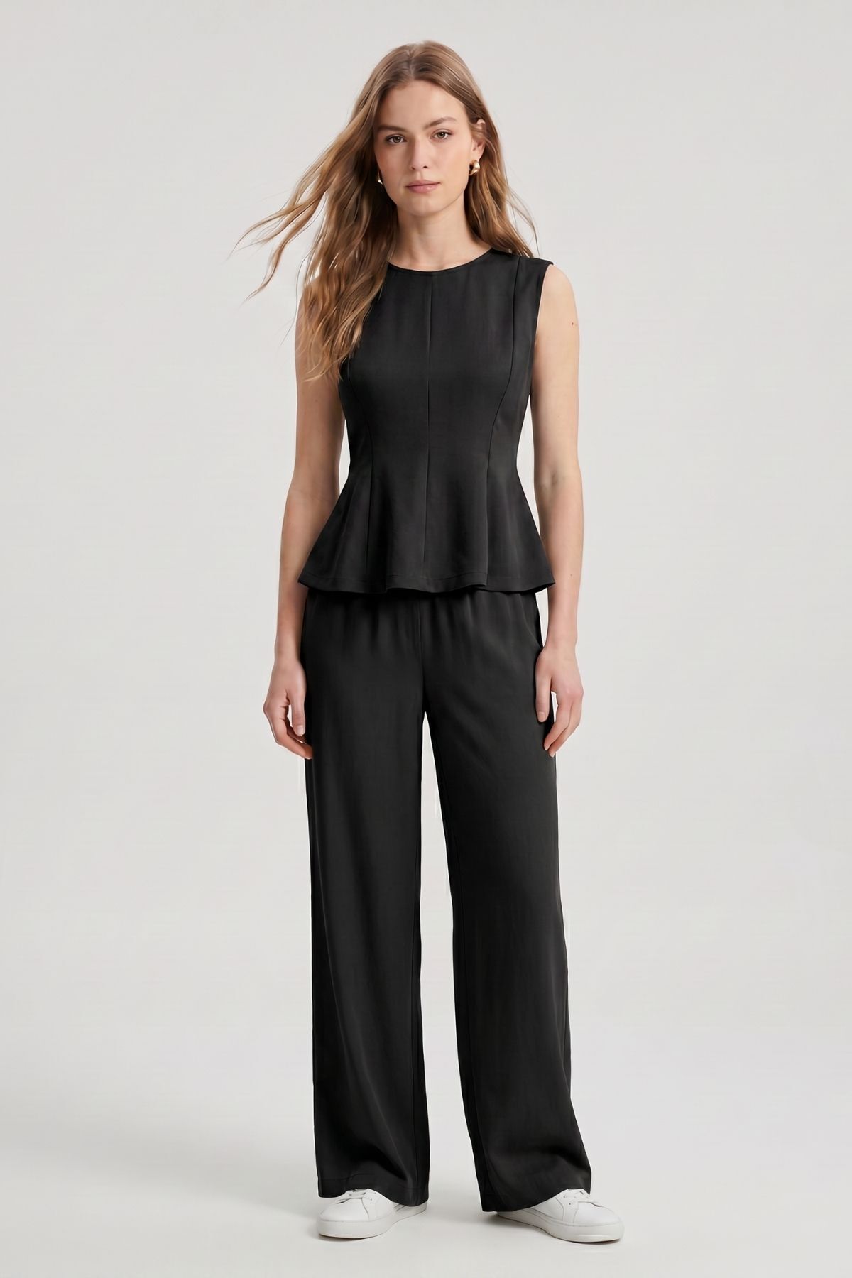 Siyah Sıfır Kol Peplum Bluz Bol Paça Pantolon Takım 18007 - RAYS