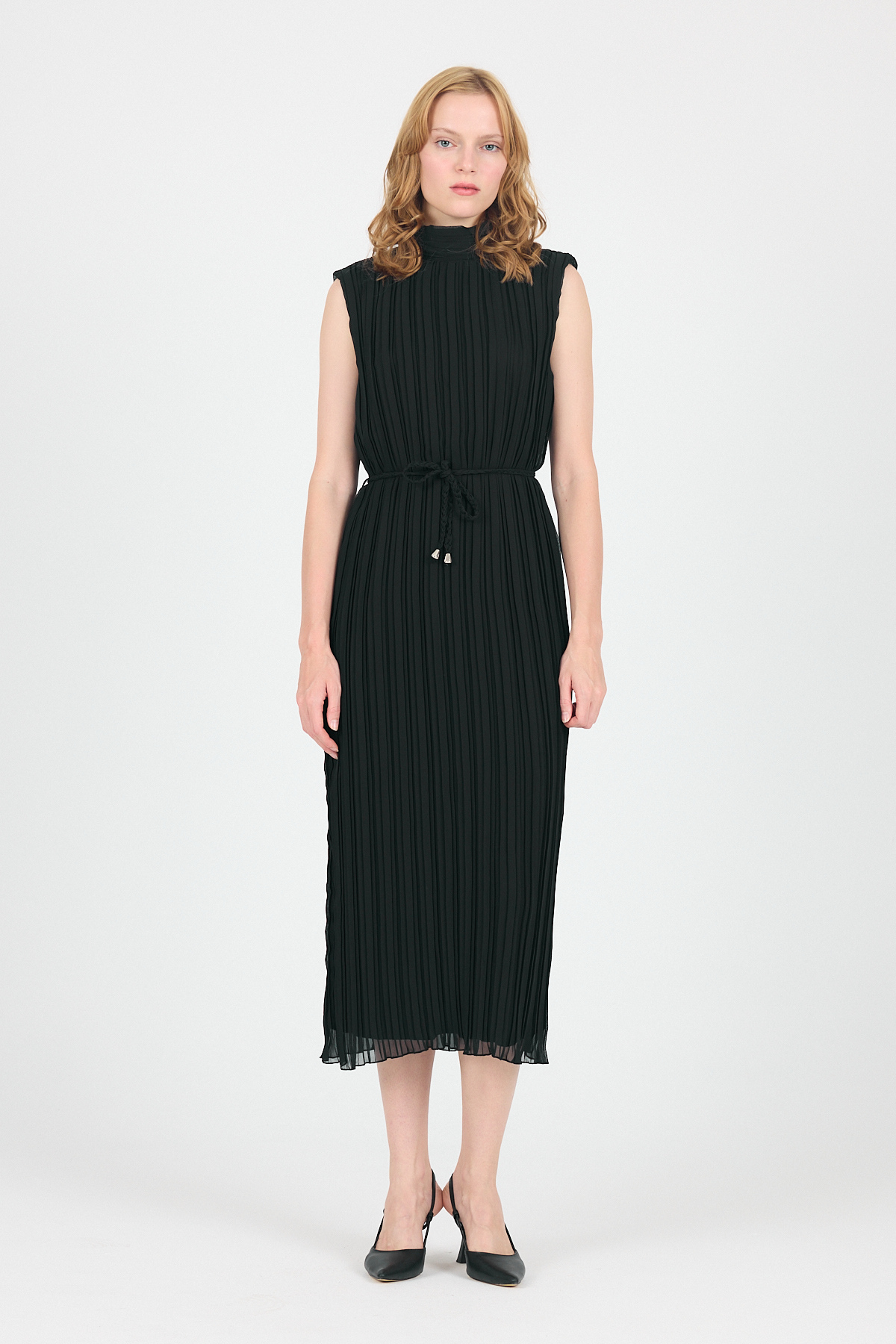 Siyah Şifon Kolsuz Pileli Bel Bağlamalı Midi Elbise 118 - 6