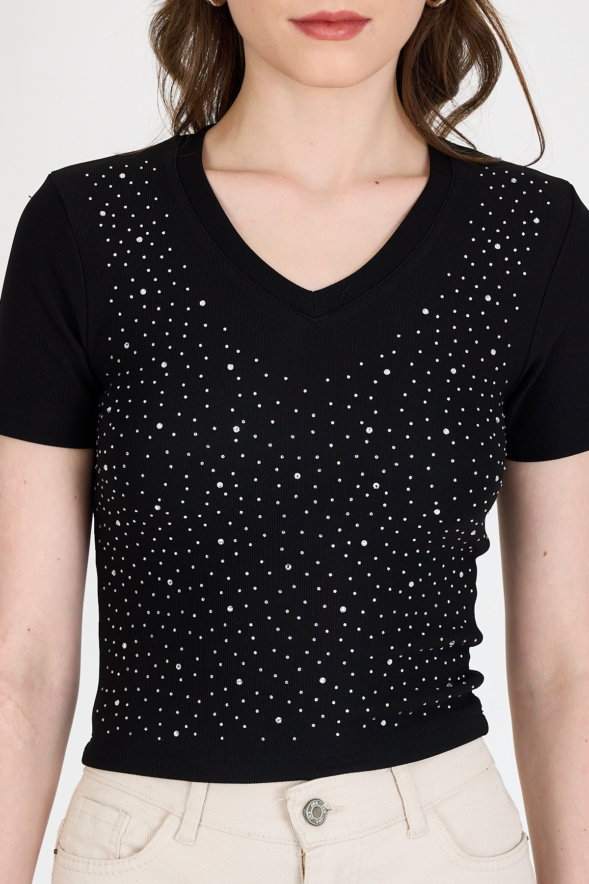 Siyah Taş İşleme Detaylı V Yaka Slim Fit Tişört 0949 - 4