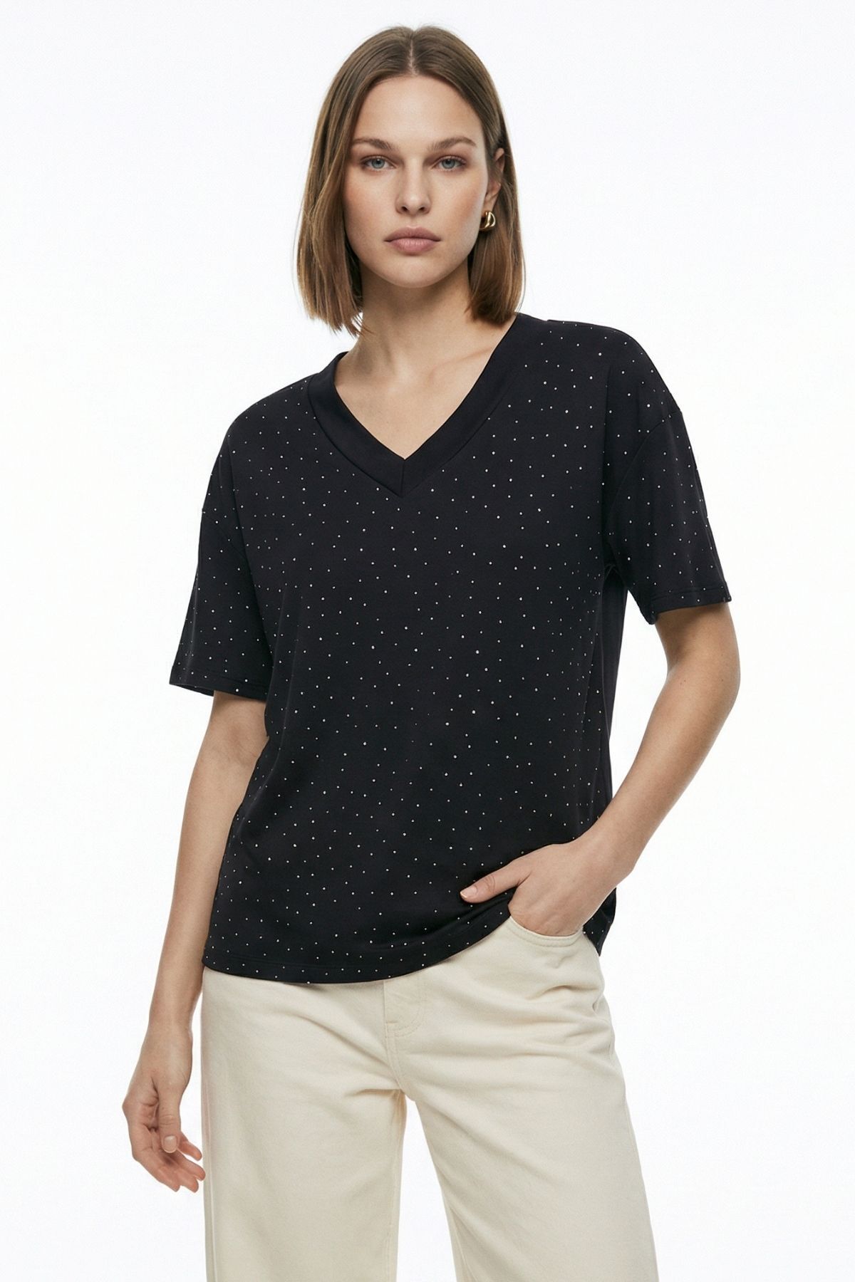 Siyah Taşlı V Yaka Kısa Kol Tişört 1761 - 1