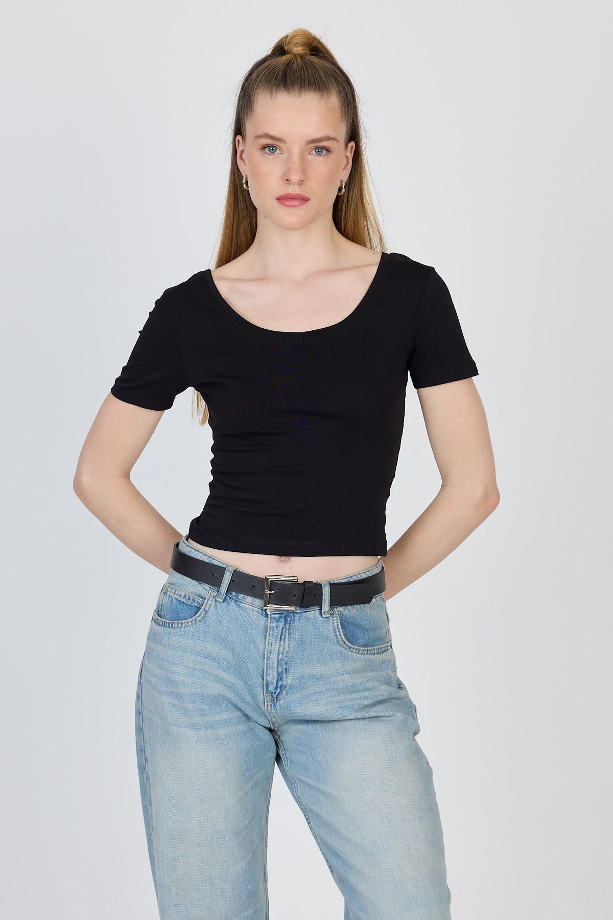 Siyah U Yaka Pamuklu Slim Fit Tişört 9186M - RAYS