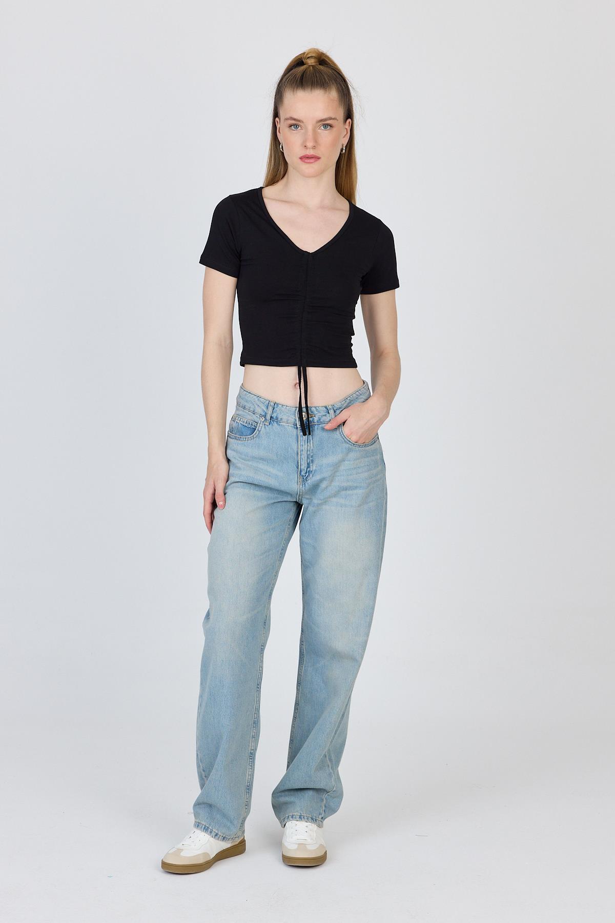 Siyah V Yaka Büzgülü Crop Tişört 9201M - RAYS