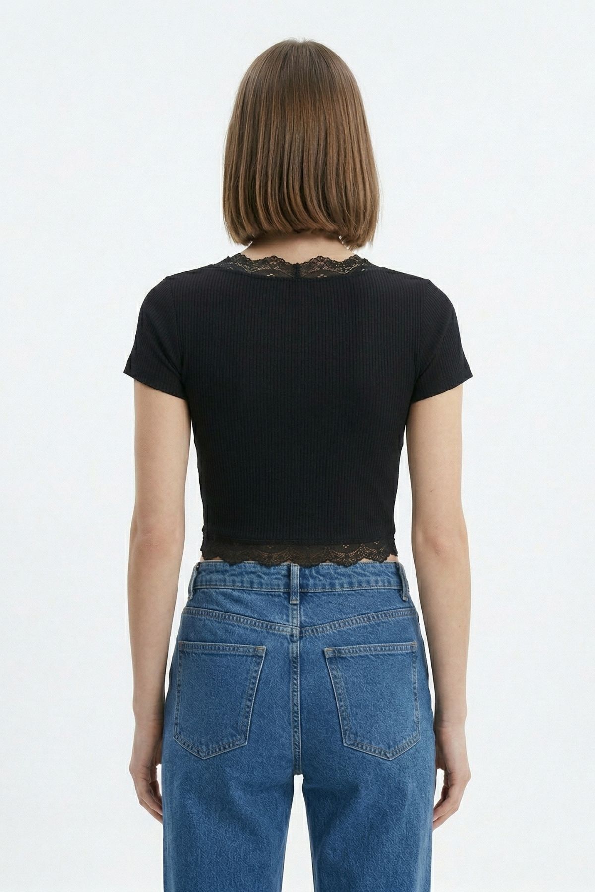 Siyah V Yaka Dantelli Bluz 2304 - 3