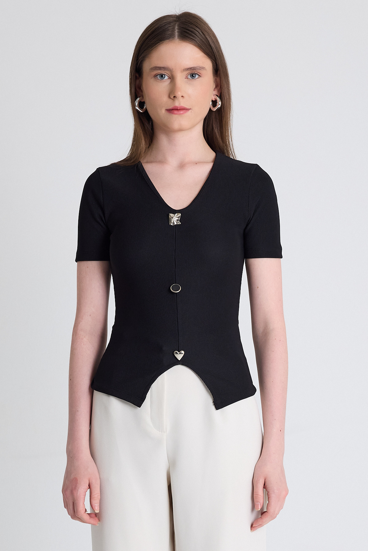 Siyah V Yaka Düğme Detaylı Kısa Kollu Tişört 9205M - RAYS