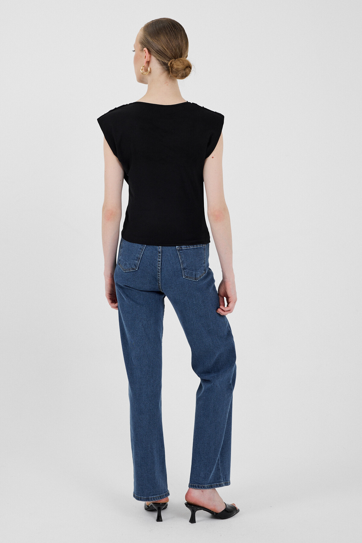 Siyah Vatkalı Degaje Yaka Bluz 2509 - 5