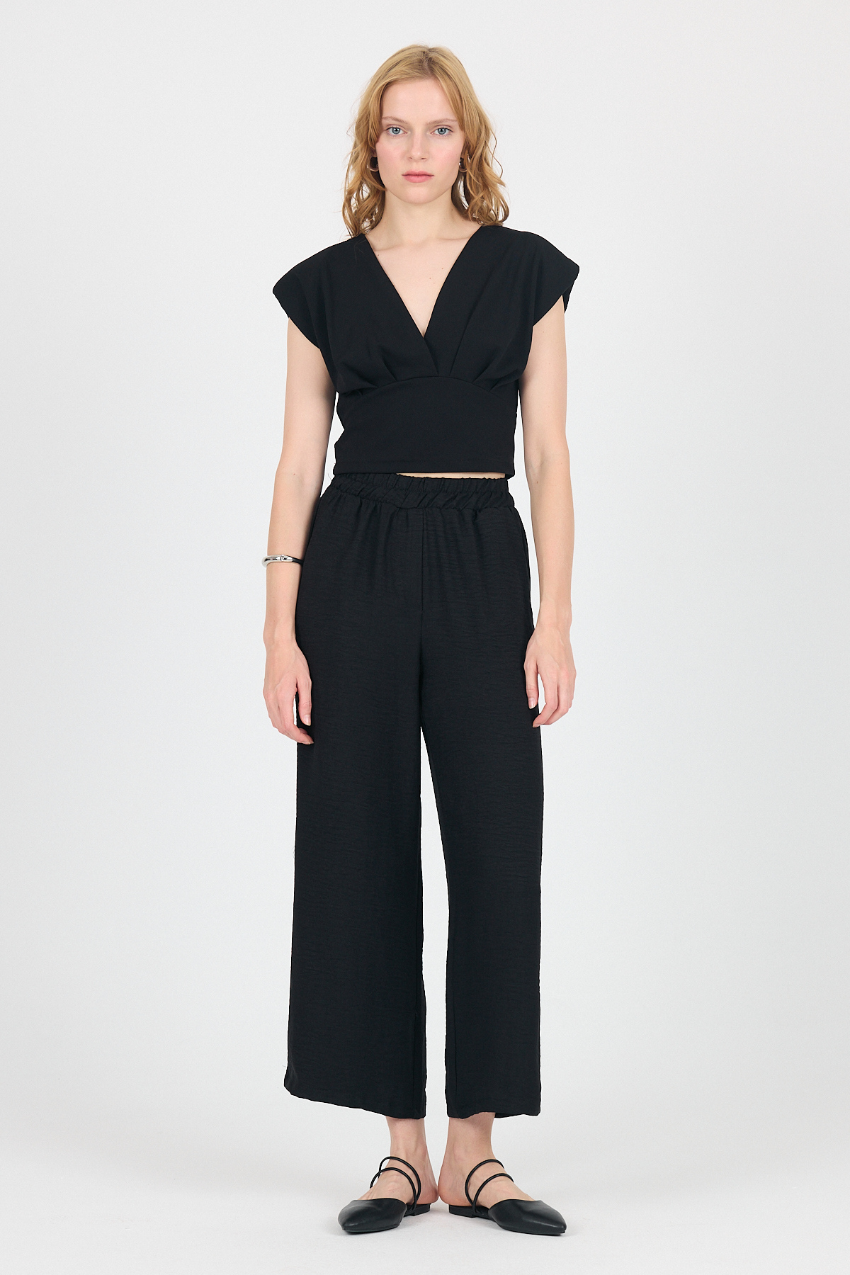 Siyah Vatkalı V Yaka Kruvaze Crop Bluz 4227 - 3