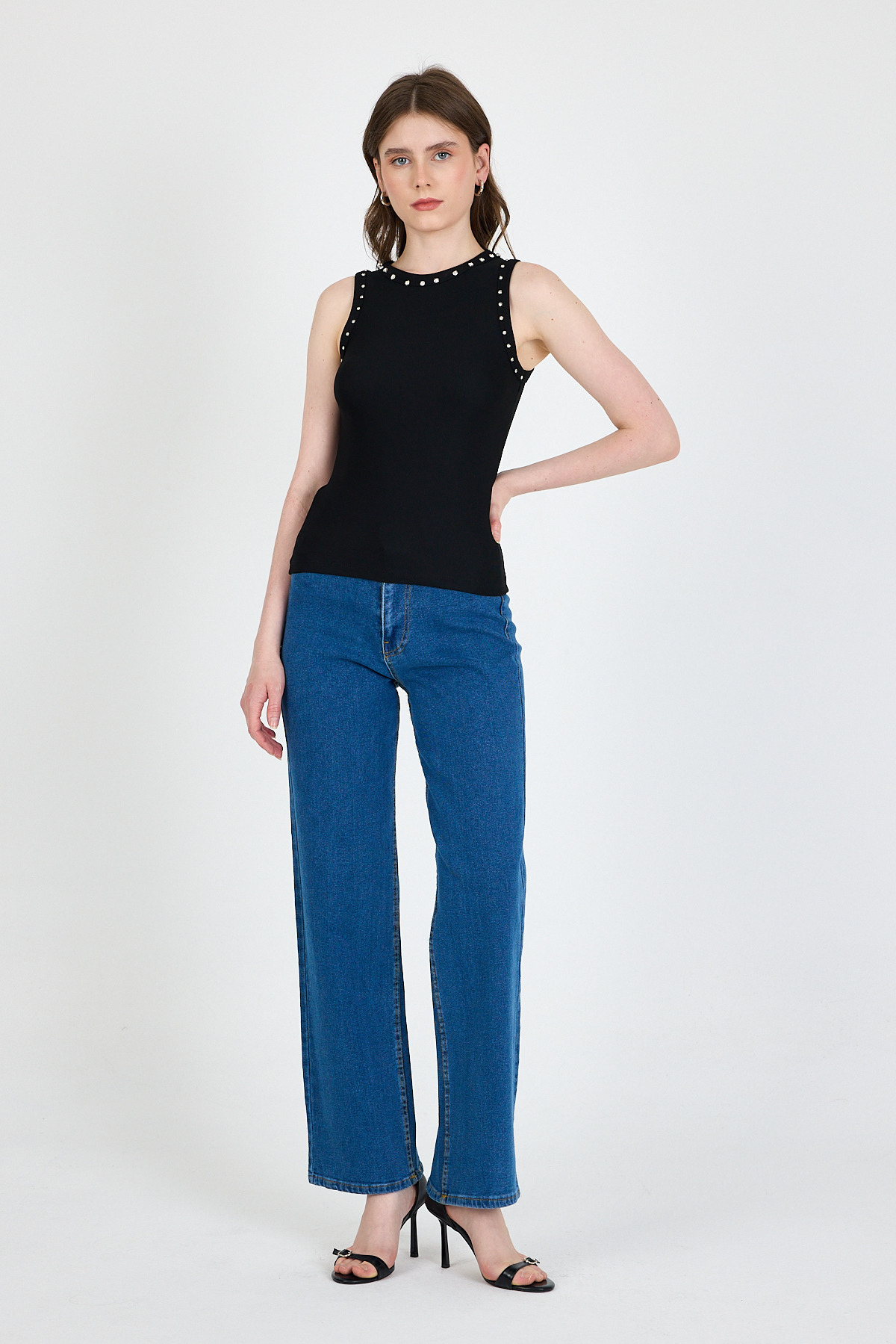 Siyah Yaka Ve Omuz Taş Detaylı Ribanalı Örme Atlet 1249 - RAYS