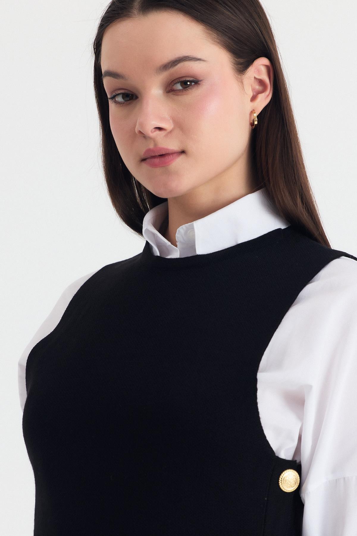 Siyah Yan Düğme Detay Sıfır Kol Süveter 2111 - RAYS