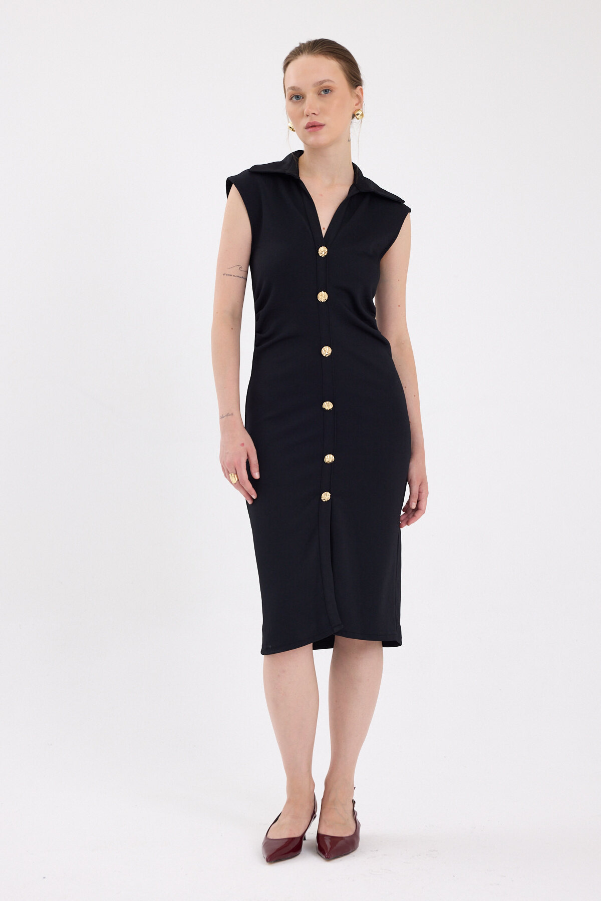 Siyah Yanları Büzgülü Kolsuz Gömlek Midi Elbise 8117A 