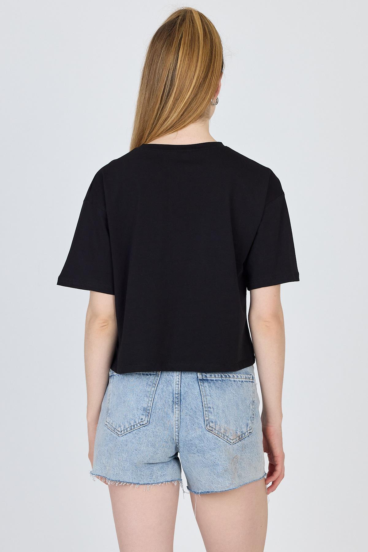 Siyah Yazı Baskılı %100 Pamuk Crop Tişört 9187M - 5