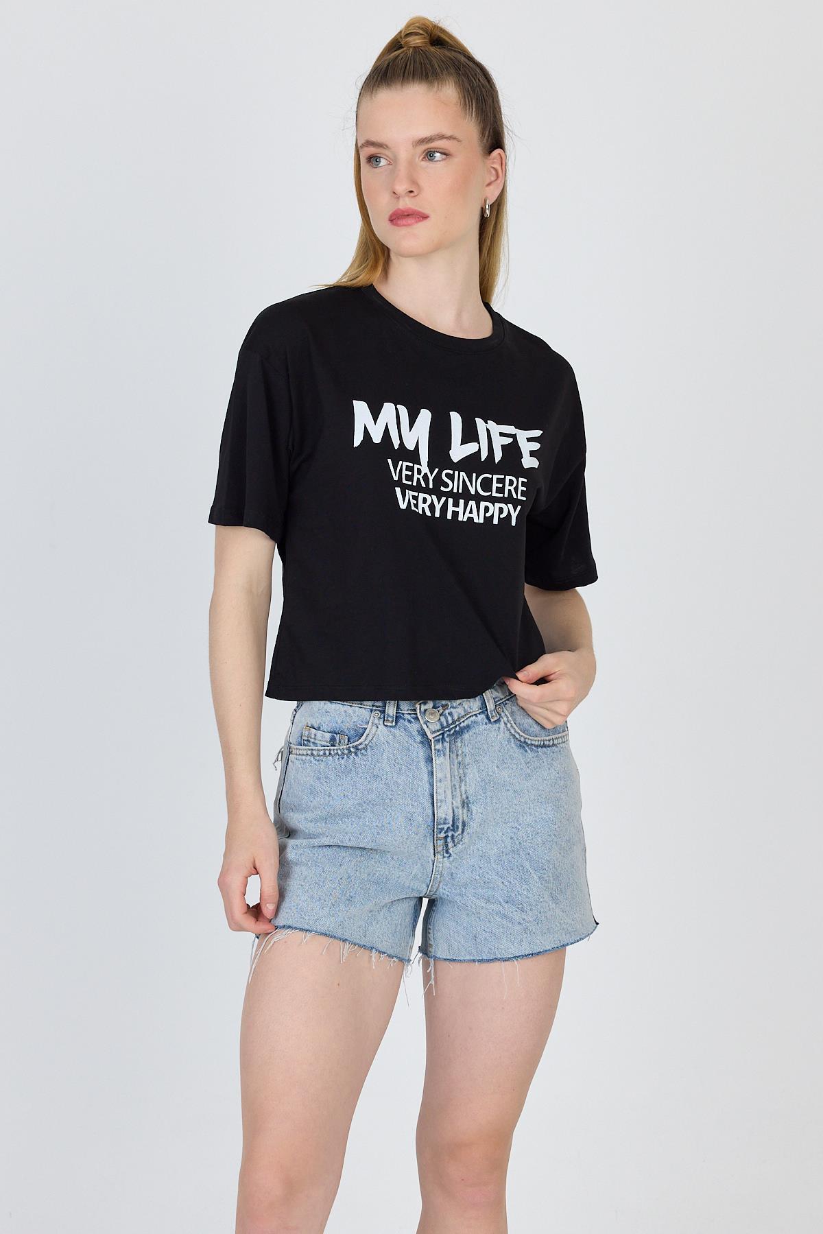 Siyah Yazı Baskılı %100 Pamuk Crop Tişört 9187M - 1