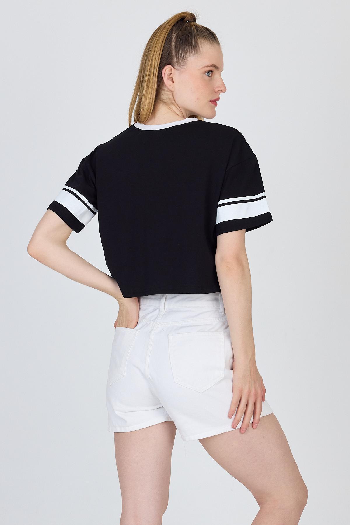 Siyah Yazı Baskılı Crop Tişört 6584 - 5