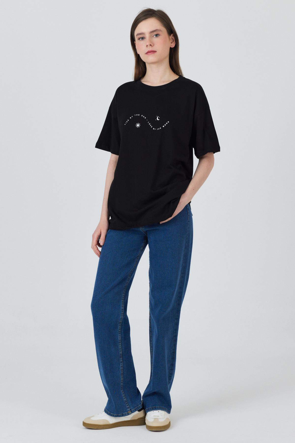 Siyah Yazı Baskılı Oversize Pamuklu Tişört 2150-32M - RAYS