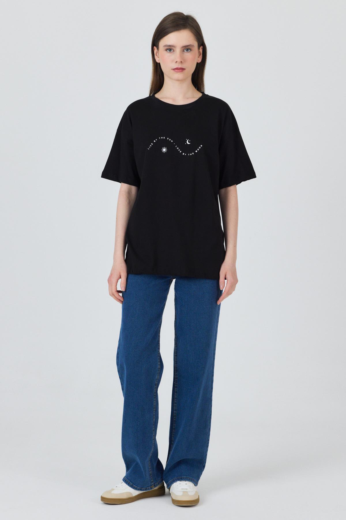 Siyah Yazı Baskılı Oversize Pamuklu Tişört 2150-32M - 2