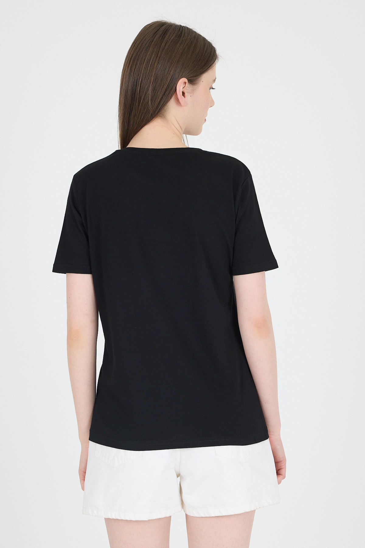 Siyah Yazı Kabartmalı Relaxed Fit Tişört 25224 - 5