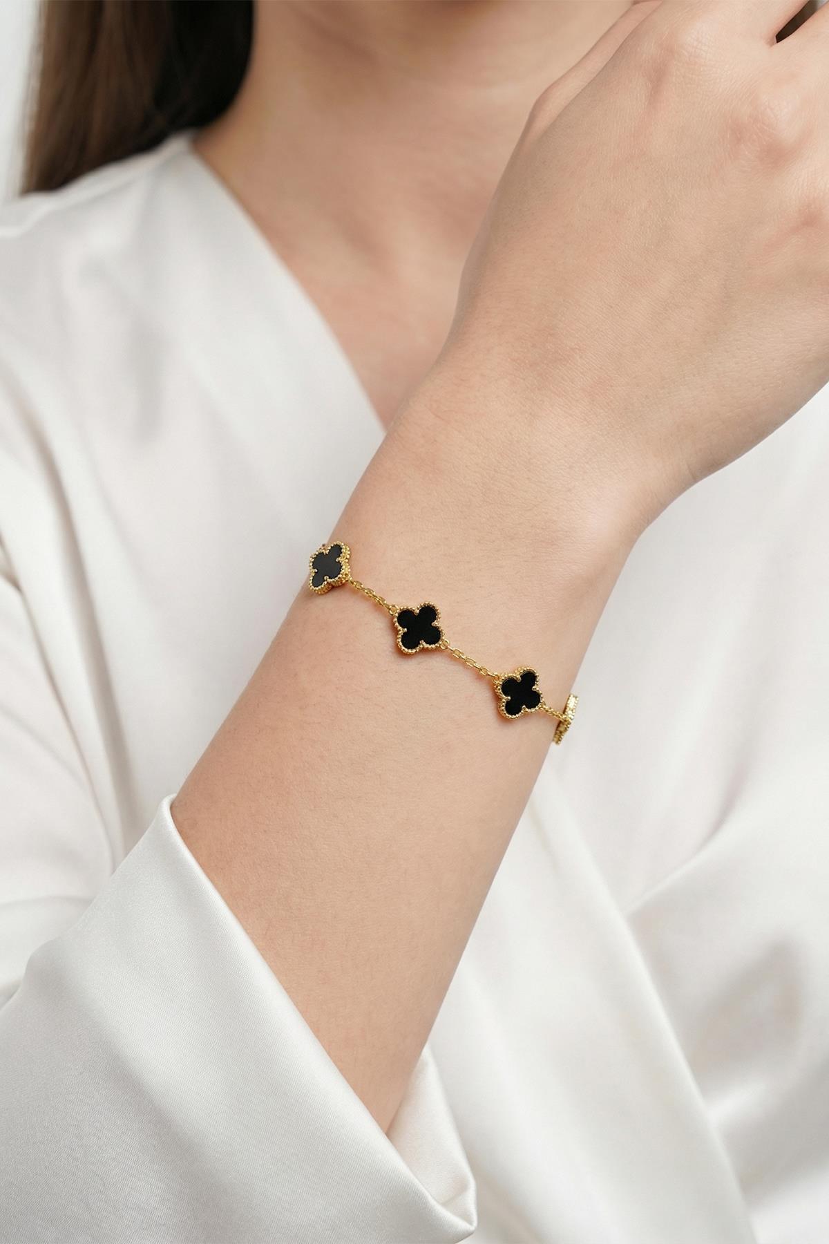 Siyah Yonca Figürlü Gold Renk Bileklik 0128 
