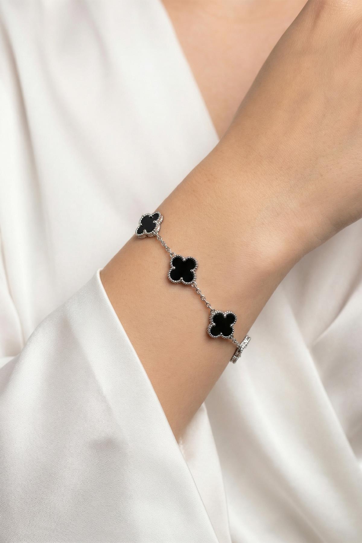 Siyah Yonca Figürlü Silver Renk Bileklik 0128 