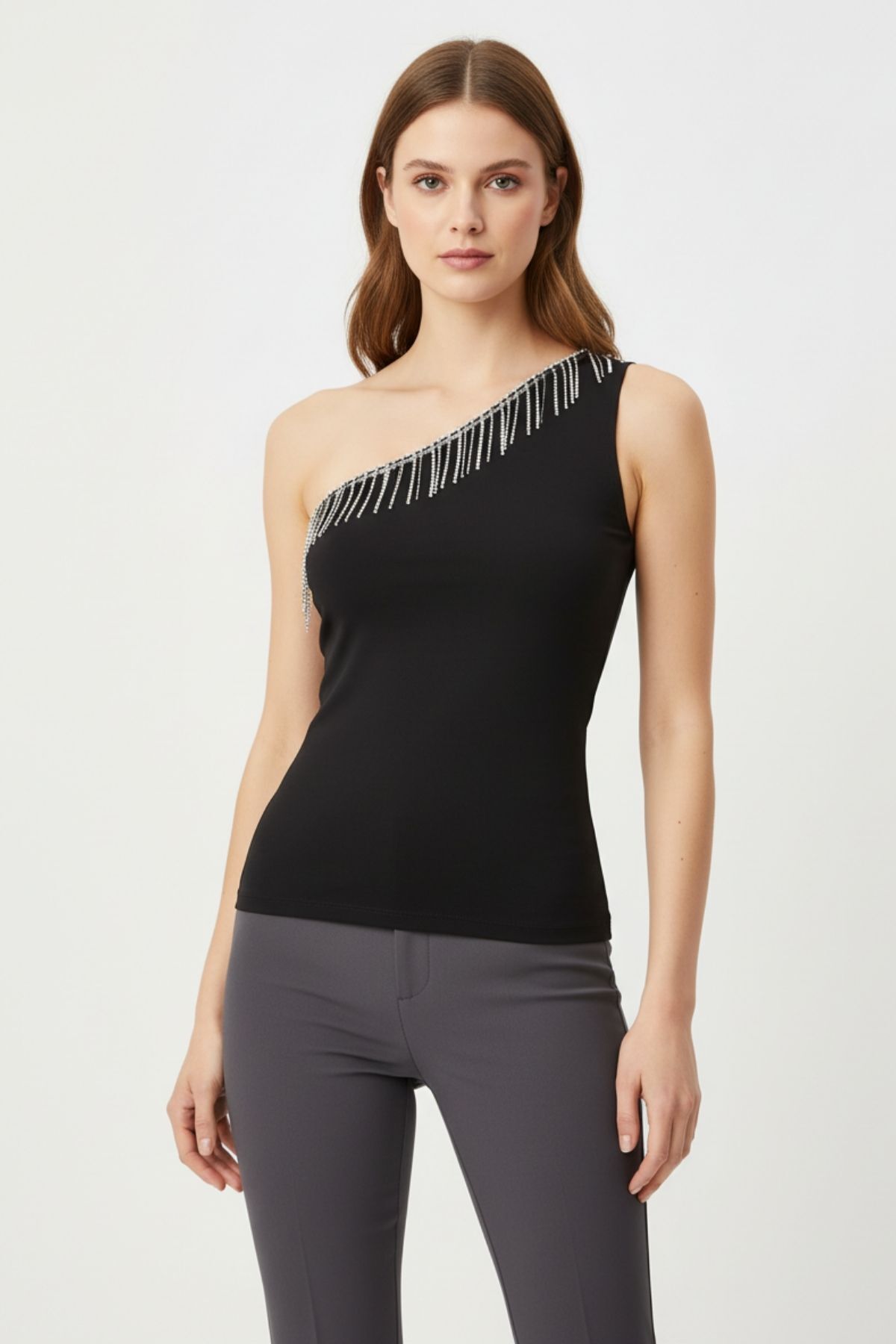 Siyah Zincir Detaylı Askılı Bluz 15049 - 1