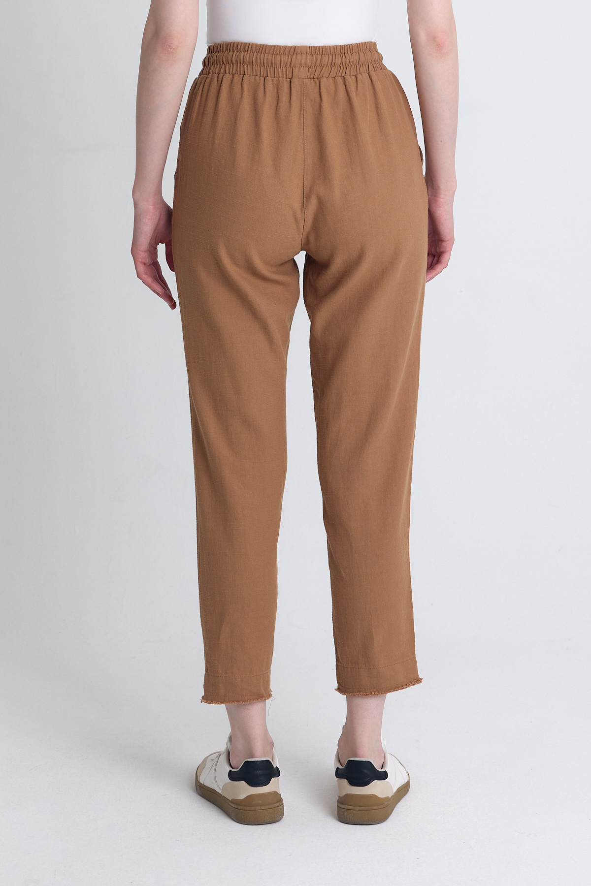 Taba Paça Püskül Detaylı Cepli Lastikli Pantolon 4228 - 5