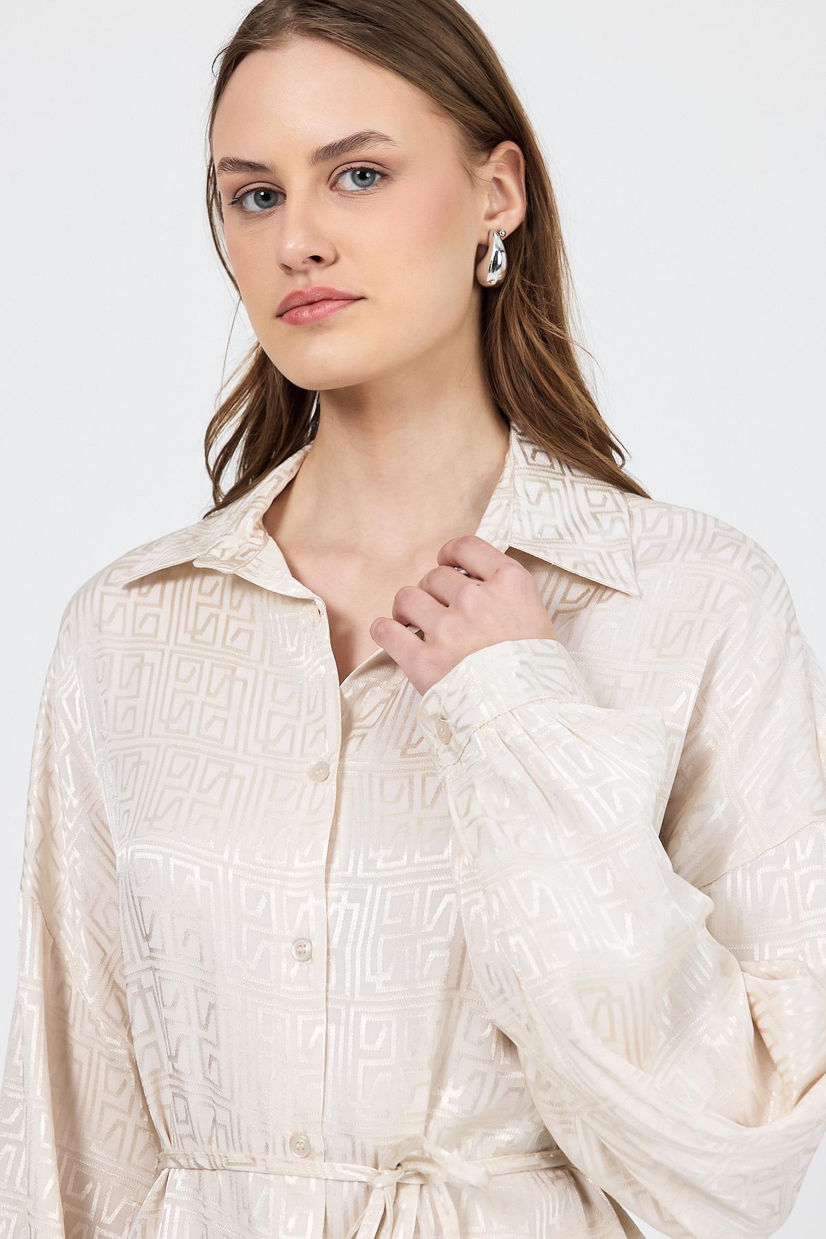 Taş Desenli Saten Görünümlü İp Bağlama Detaylı Gömlek 4293A - 4