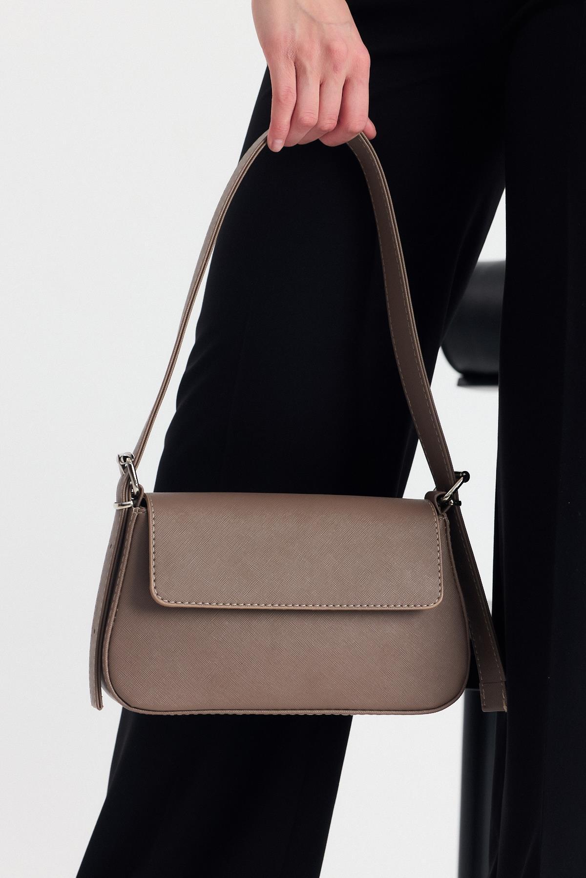 Vizon Kapak Detay Omuz Çantası 3005 - 3