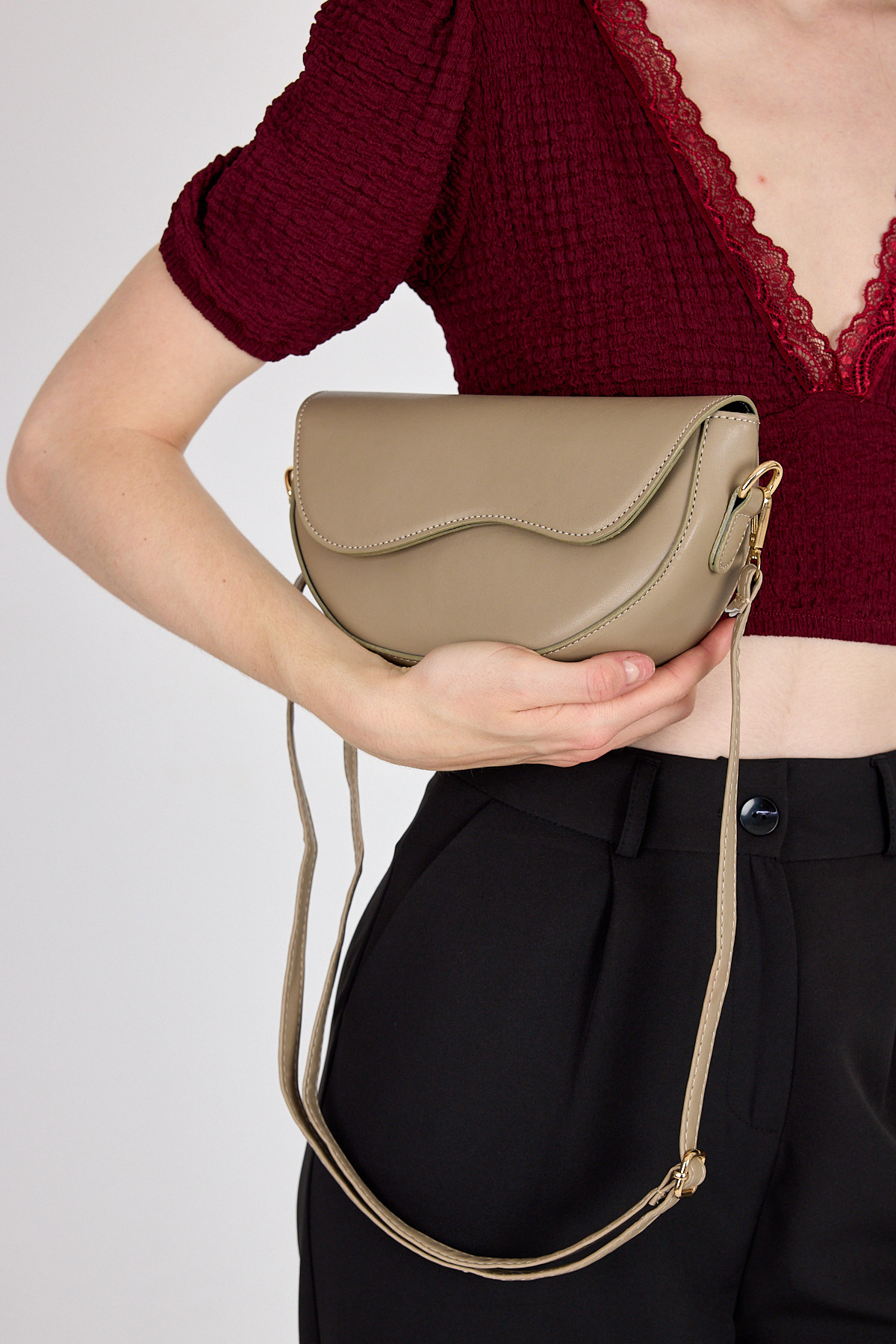 Vizon Simetri Kapak Detaylı Omuz Çantası 3024 - RAYS