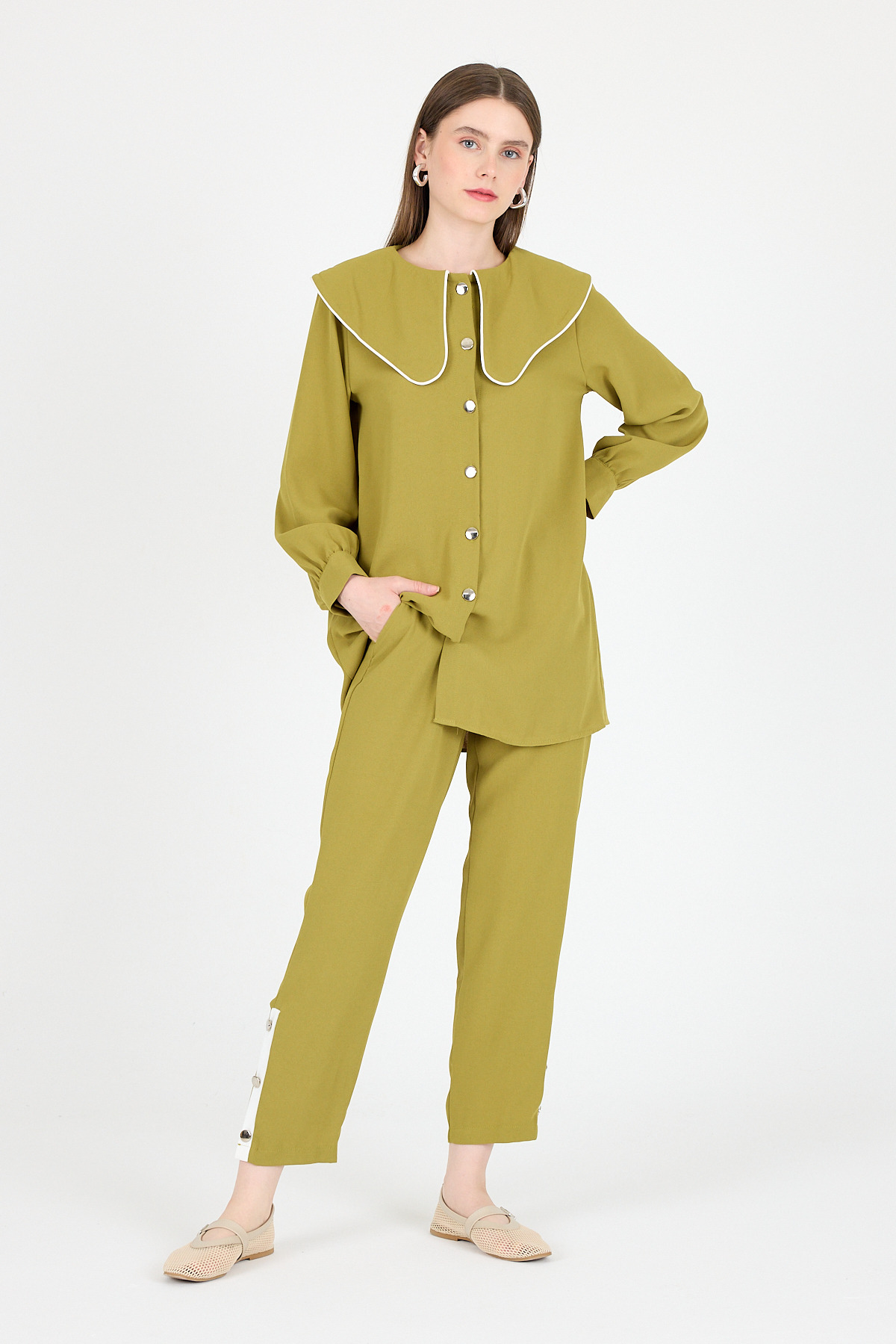 Yağ Yeşili Bebe Yaka Düğmeli Tunik ve Yanı Şerit Detaylı Pantolon Takım 4661A - 6