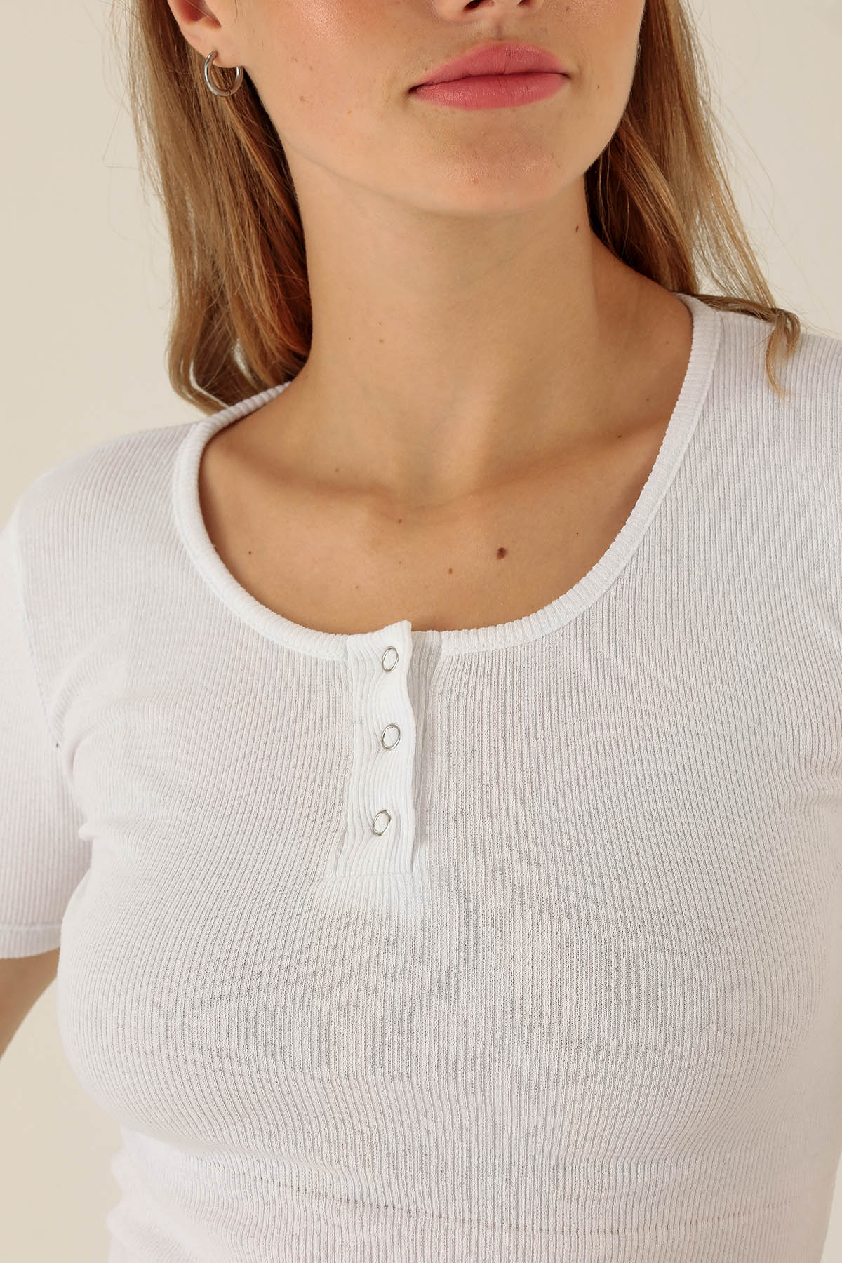 Yaka Çıtçıtlı Bayan Bluz - 1432 Beyaz - 6