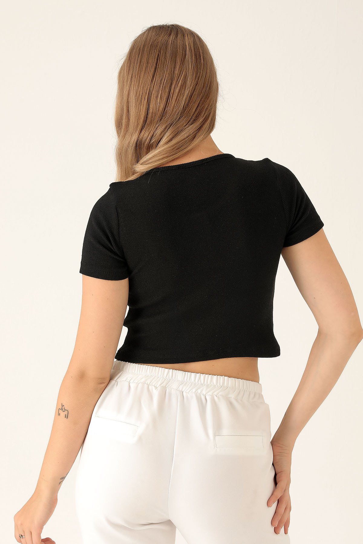 Yaka Çıtçıtlı Bayan Bluz - 1432 Siyah - 3