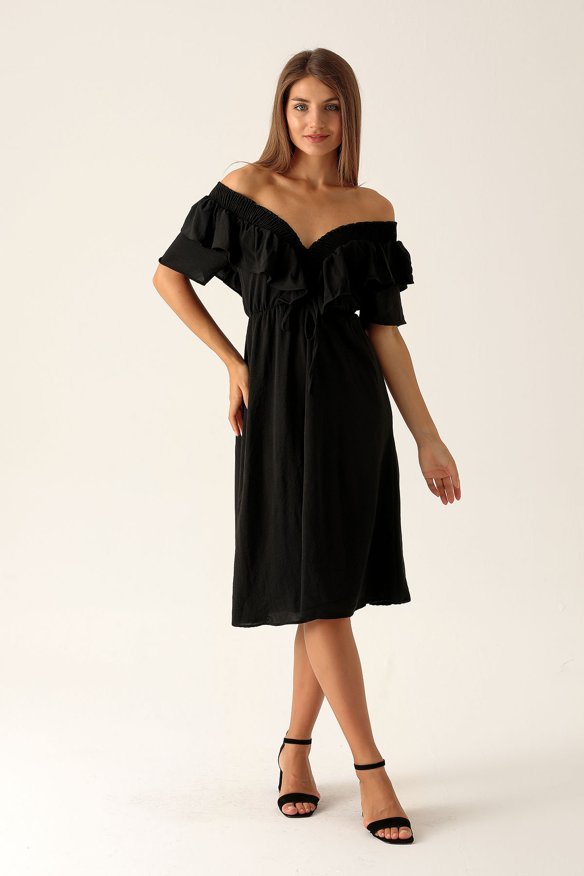 Yaka Gipe Detay Volanlı Elbise - 2620 Siyah - 4