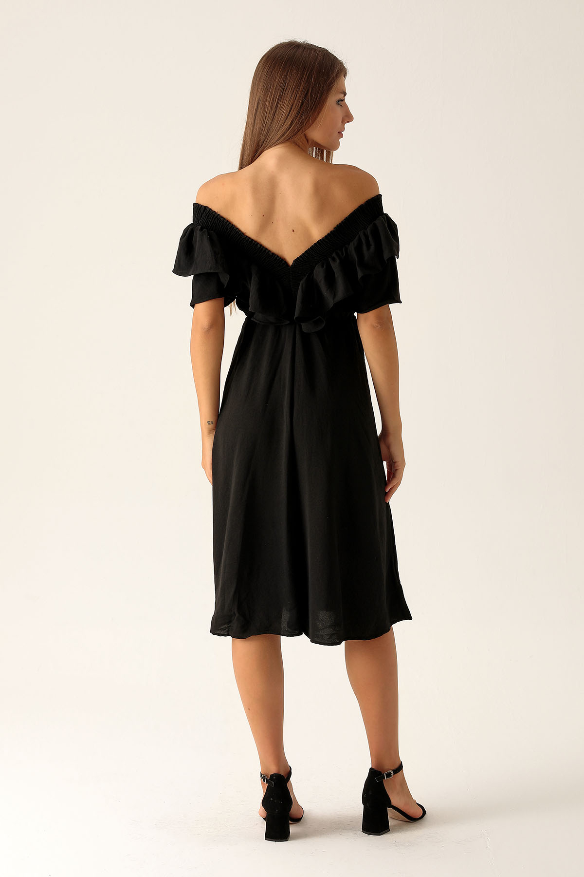 Yaka Gipe Detay Volanlı Elbise - 2620 Siyah - 5