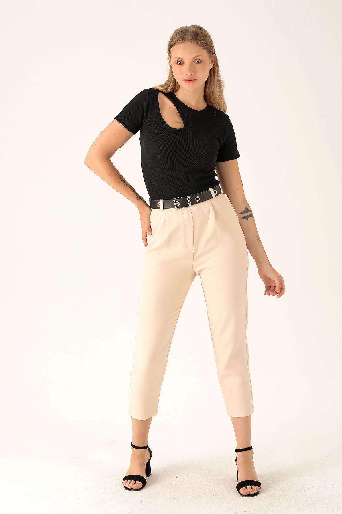 Yan Dudak Kısa Kol Bluz - 1497 Siyah - 5