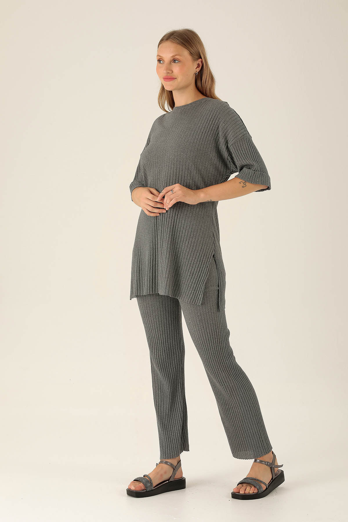 Yan Yırtmac Tişört-Bayan Pantolon Takım - 538 Koyu Gri - 4
