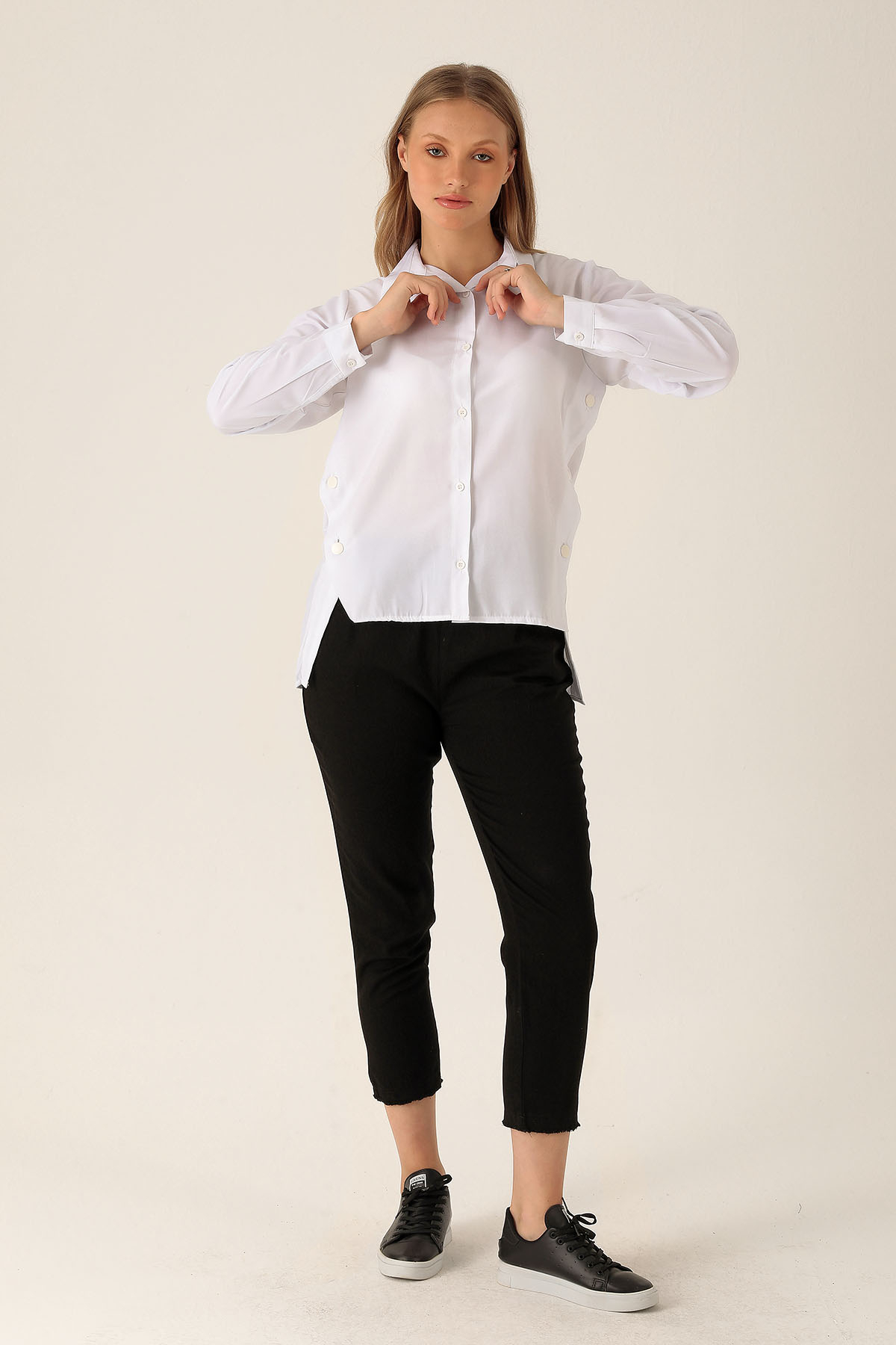 Yandan Çıtçıtlı Düğmeli Bayan Gömlek - 6508A Beyaz - 5