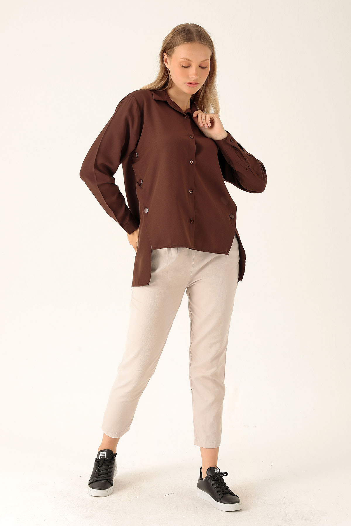Yandan Çıtçıtlı Düğmeli Bayan Gömlek - 6508A Kahve - 5
