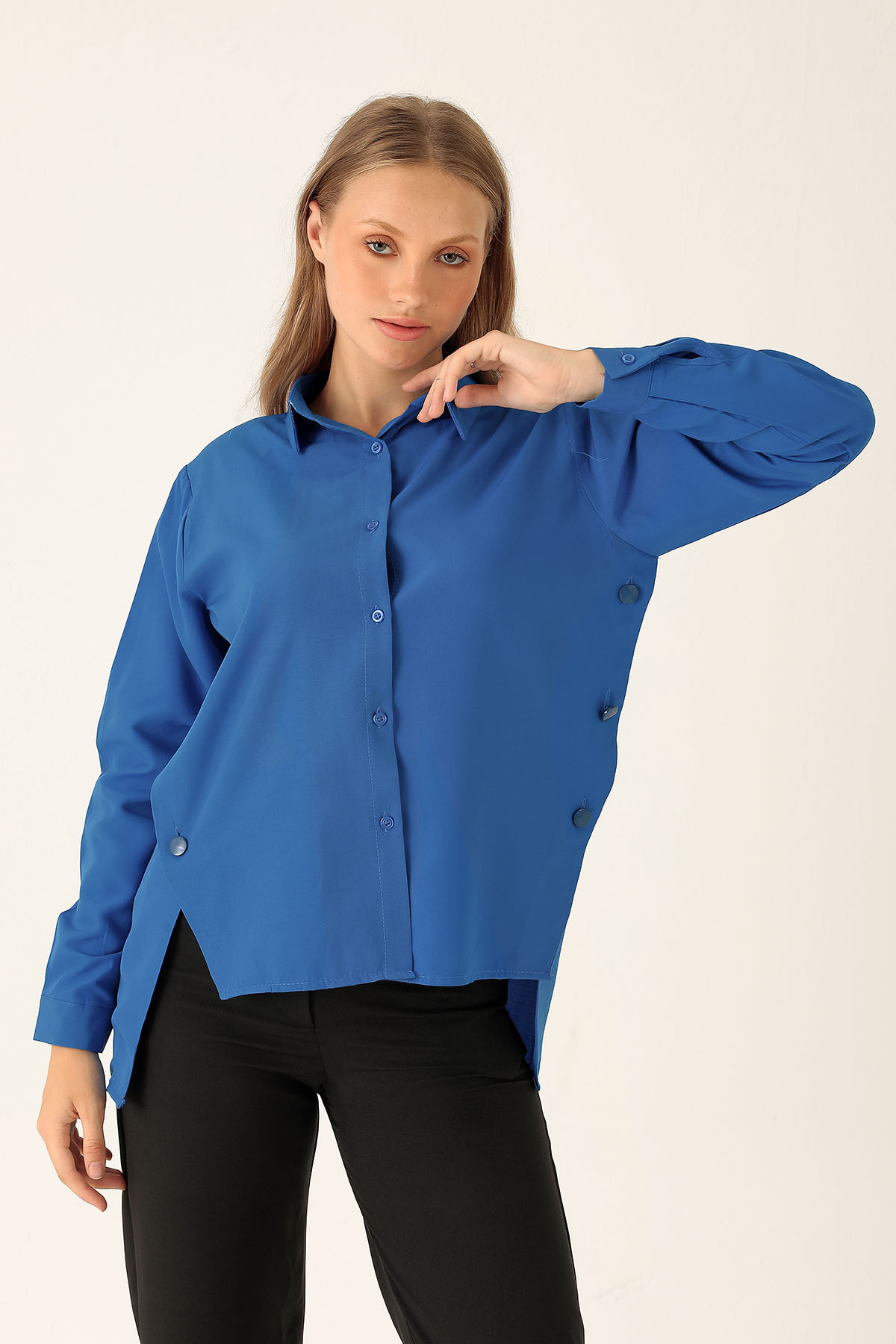 Yandan Çıtçıtlı Düğmeli Bayan Gömlek - 6508A Saks - 1