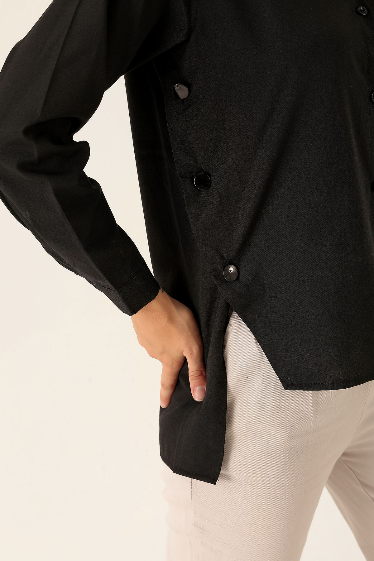 Yandan Çıtçıtlı Düğmeli Bayan Gömlek - 6508A Siyah - 6