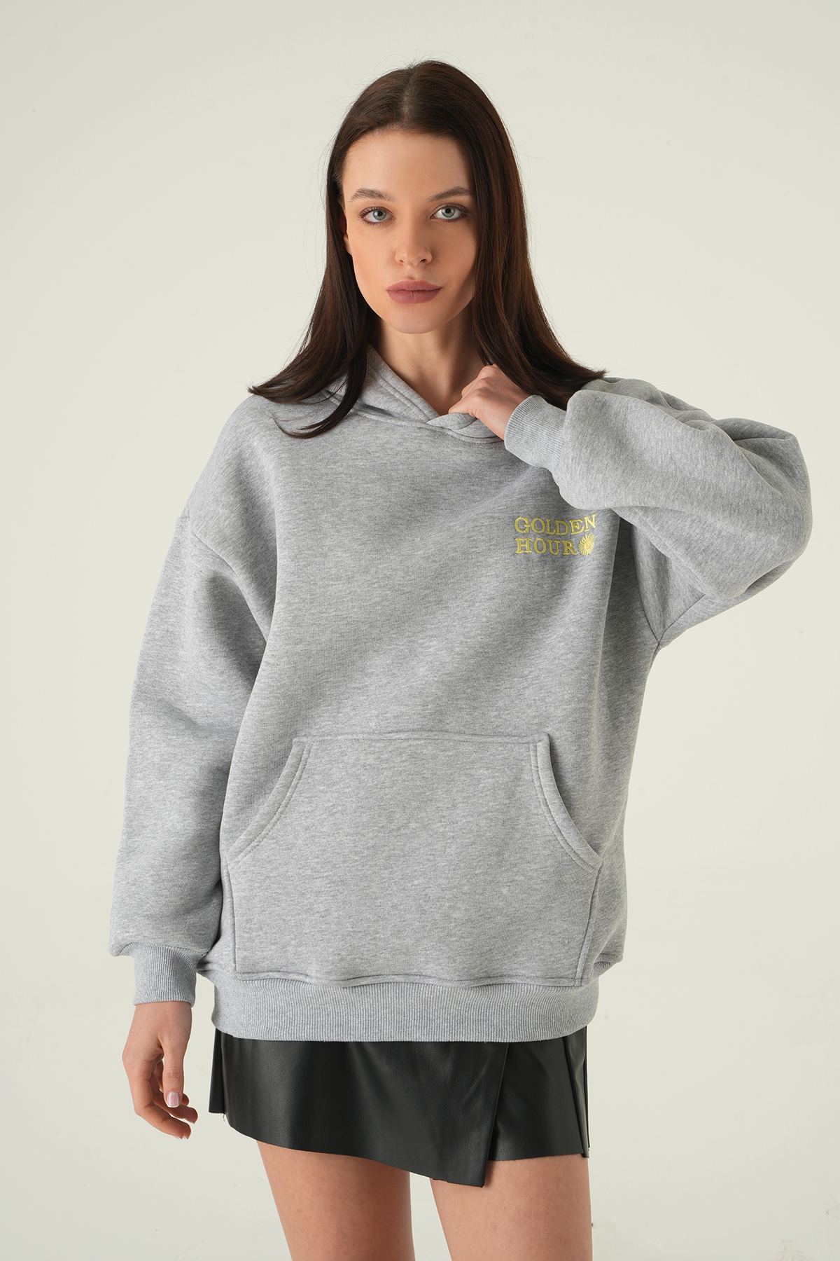 Yazı Nakışlı Kapüşonlu Sweat Gri 0308 