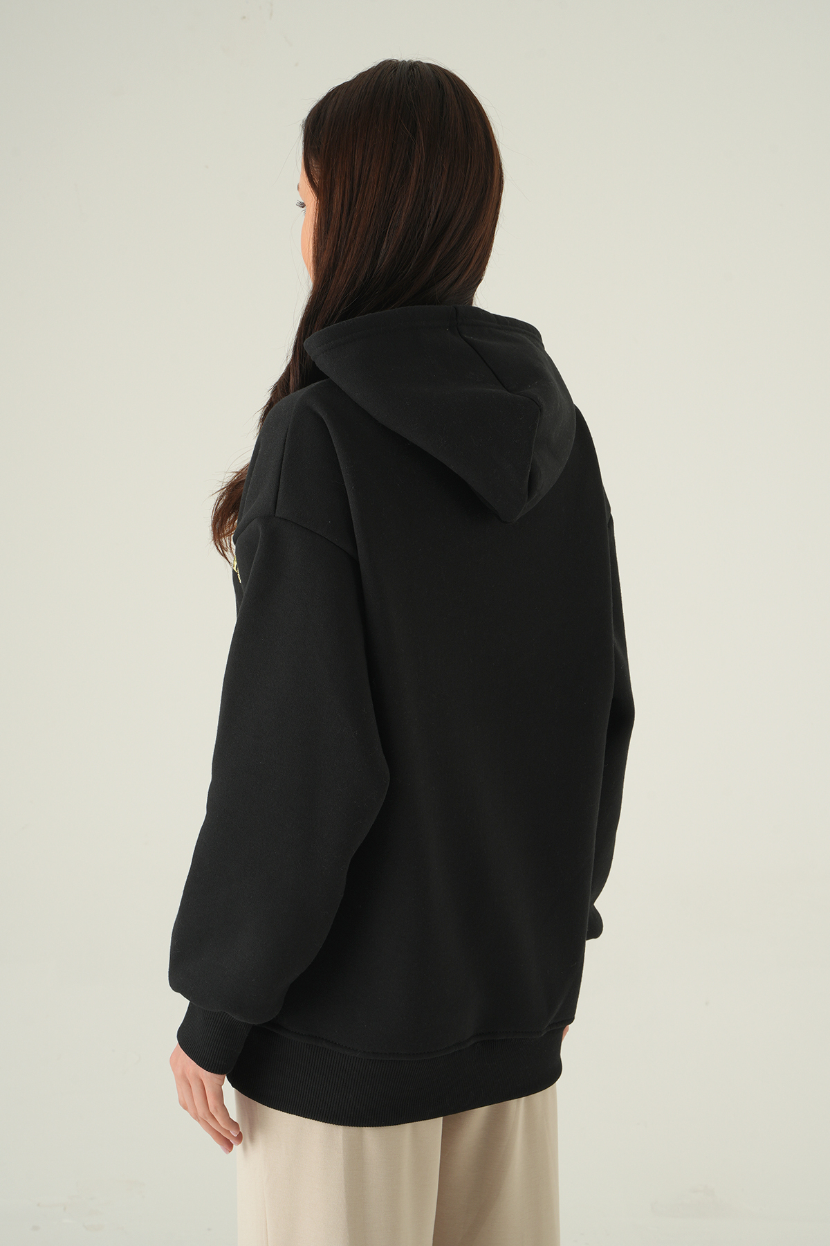 Yazı Nakışlı Kapüşonlu Sweat Siyah 0308 - 5