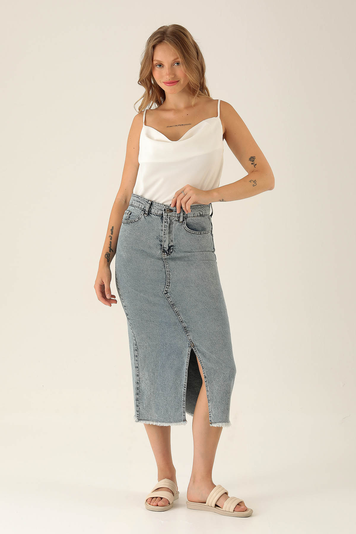Yırtmaçlı Jean Midi Boy Etek - 3005 Kar Yıkama 