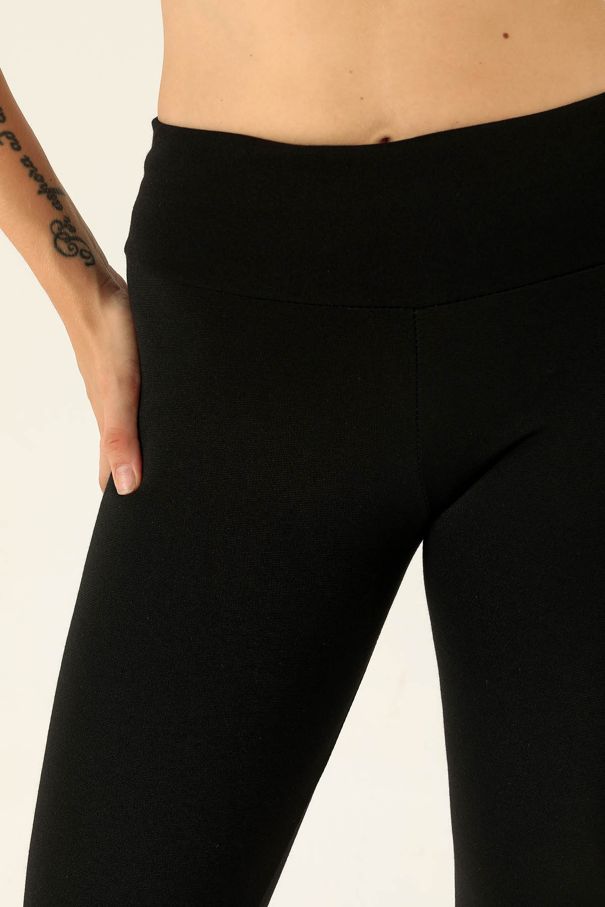 Yüksek Ve Geniş Bayan Kemerli Tayt - 2121 Siyah - 6