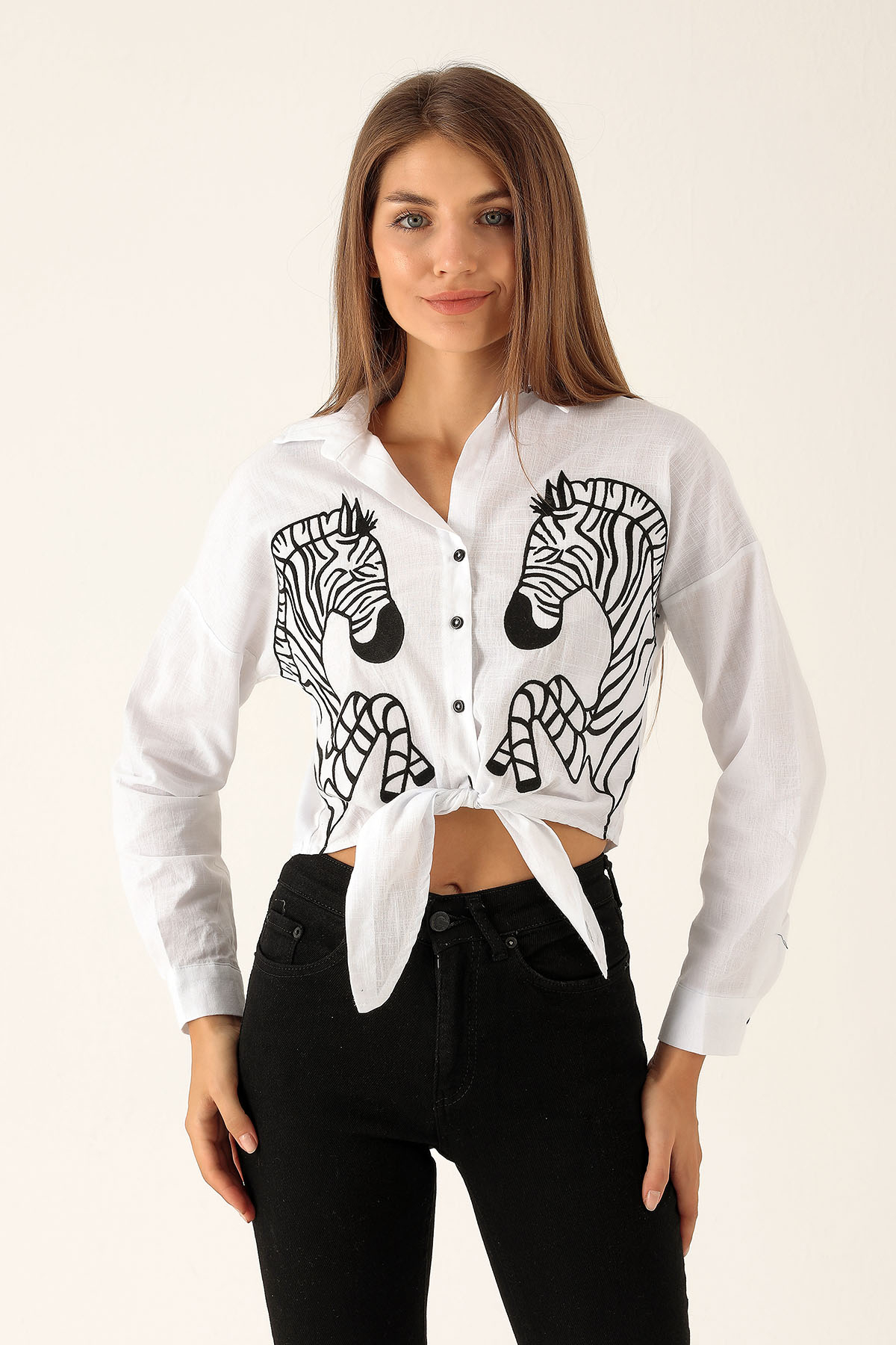 Zebra Nakış Ön Bağlamalı Bayan Gömlek - 4138 Beyaz - 2
